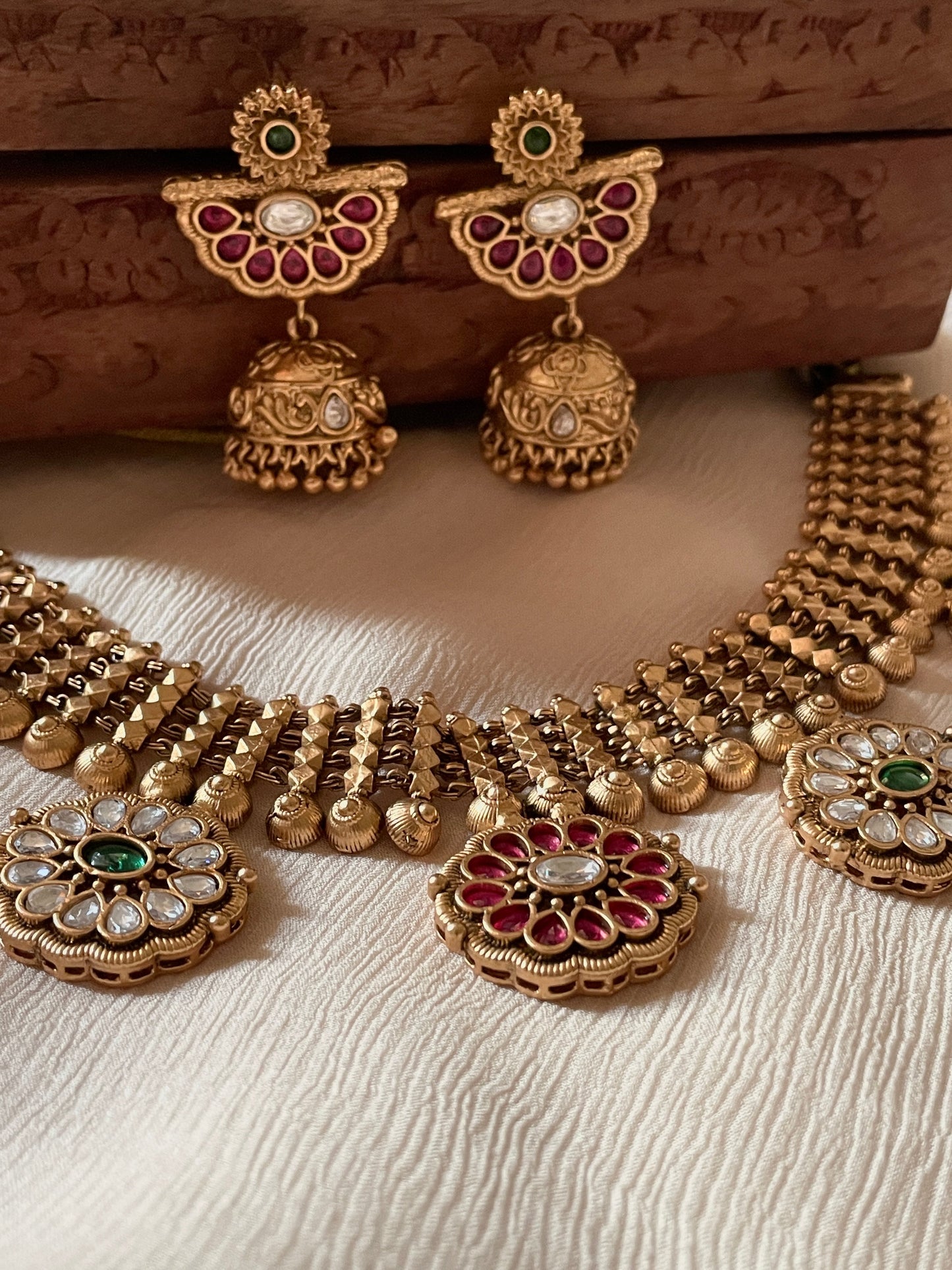 Sunitha Antique Gold Necklace Set