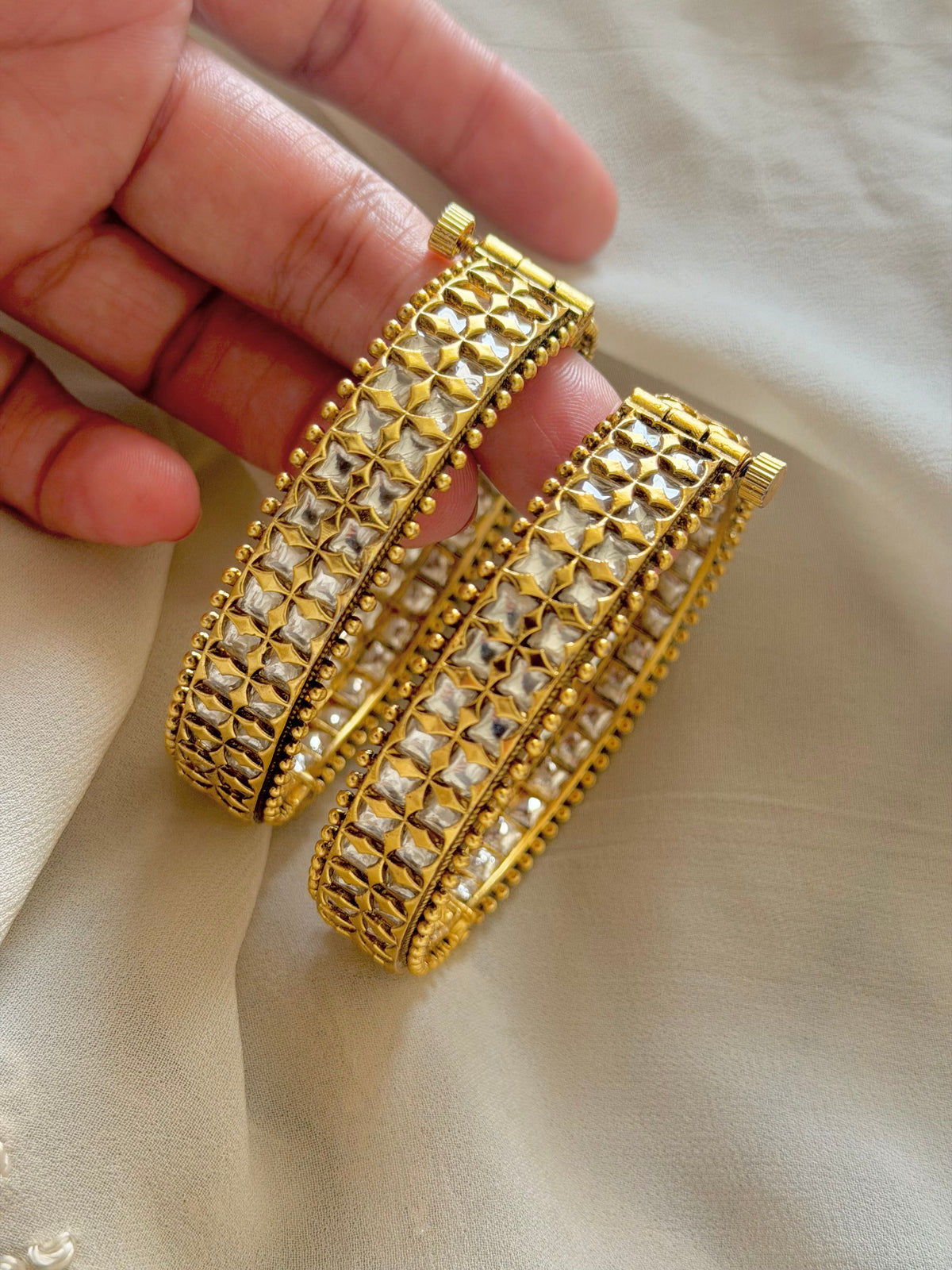 Sudipta Openable Polki Real Looking Bangle Set