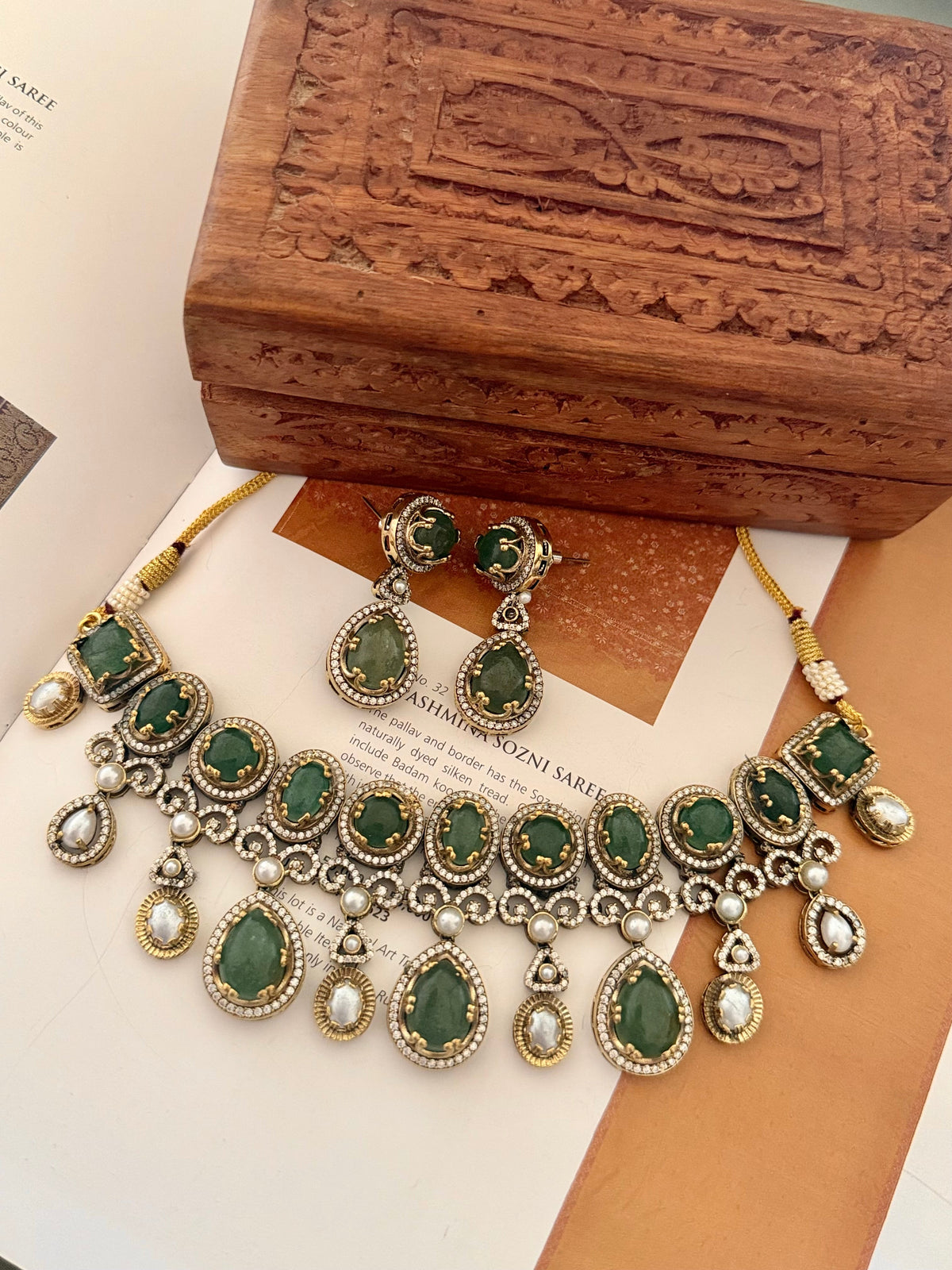 Narmada Onyx Necklace Set