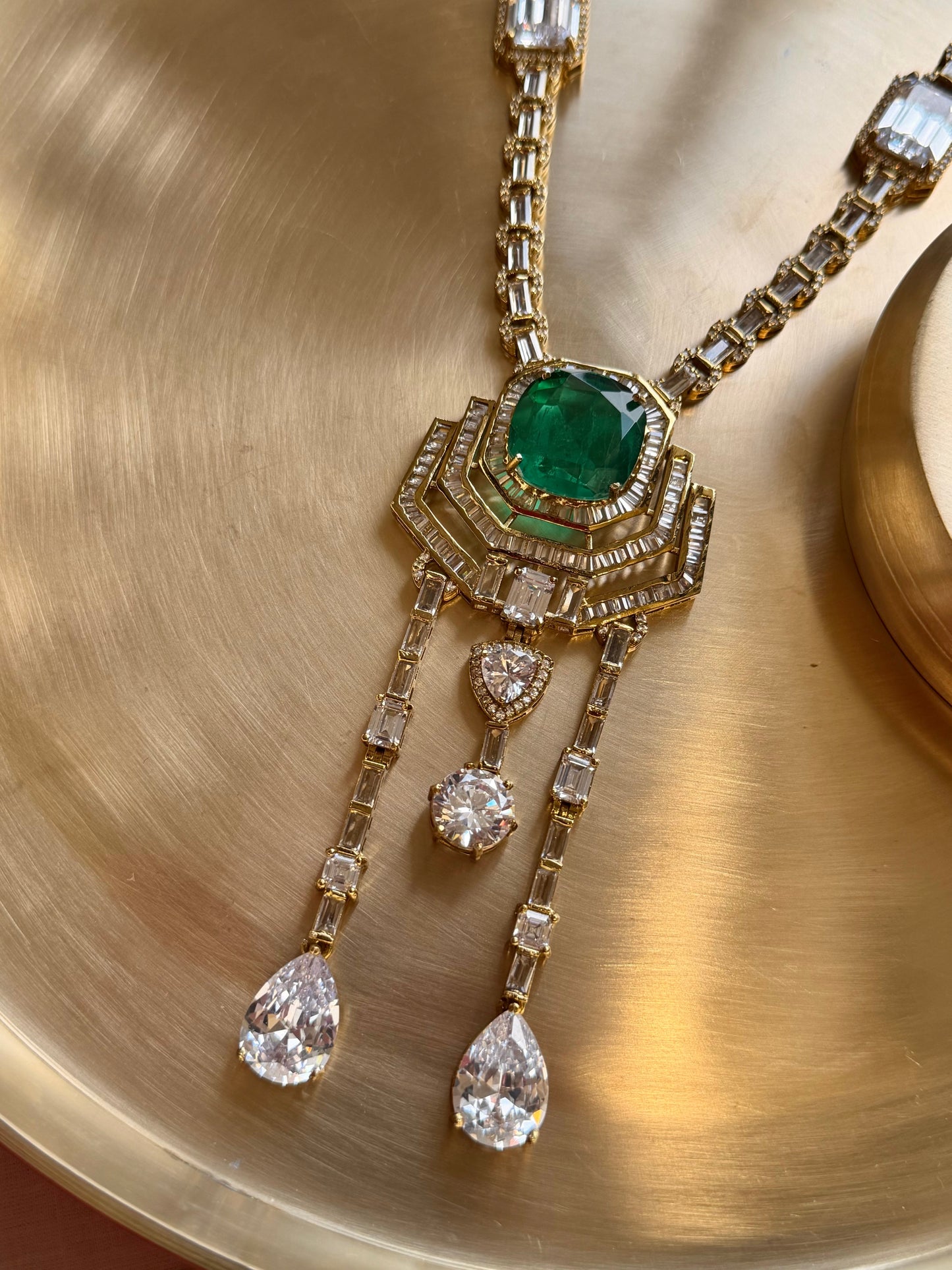 The Empress Emerald Necklace Set