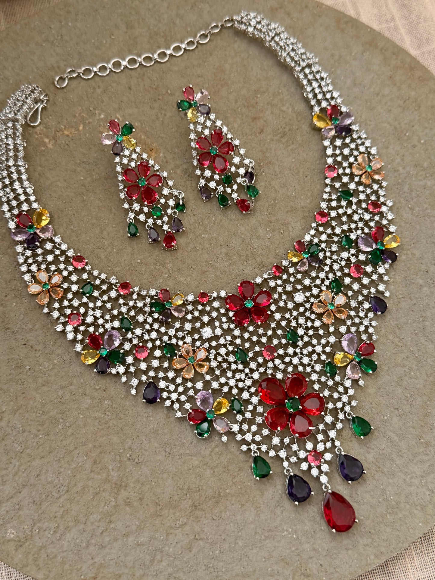 Floral Fantasy Zircon Necklace Set