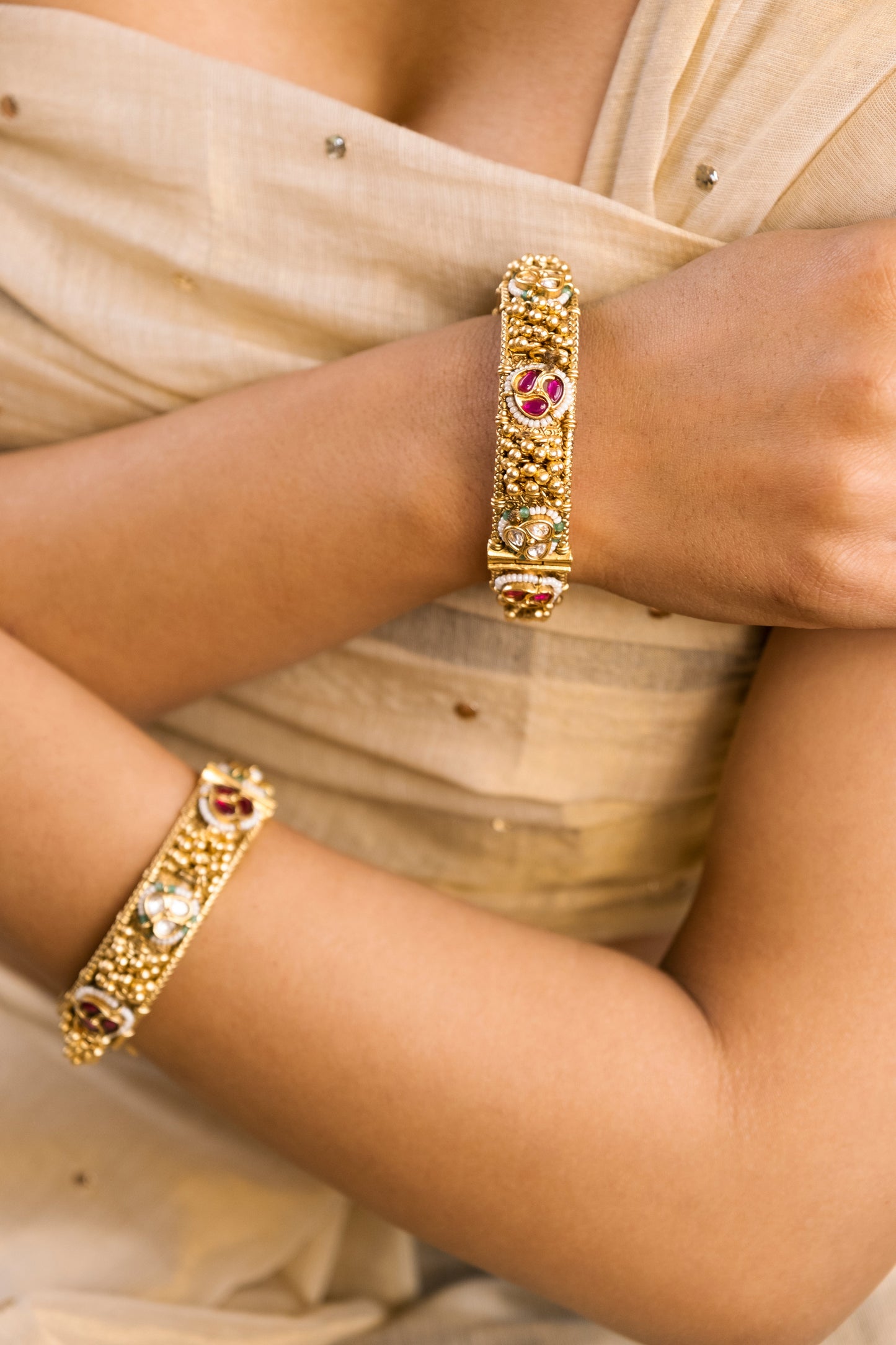 Zeenat Openable Ghungroo Bangle Set