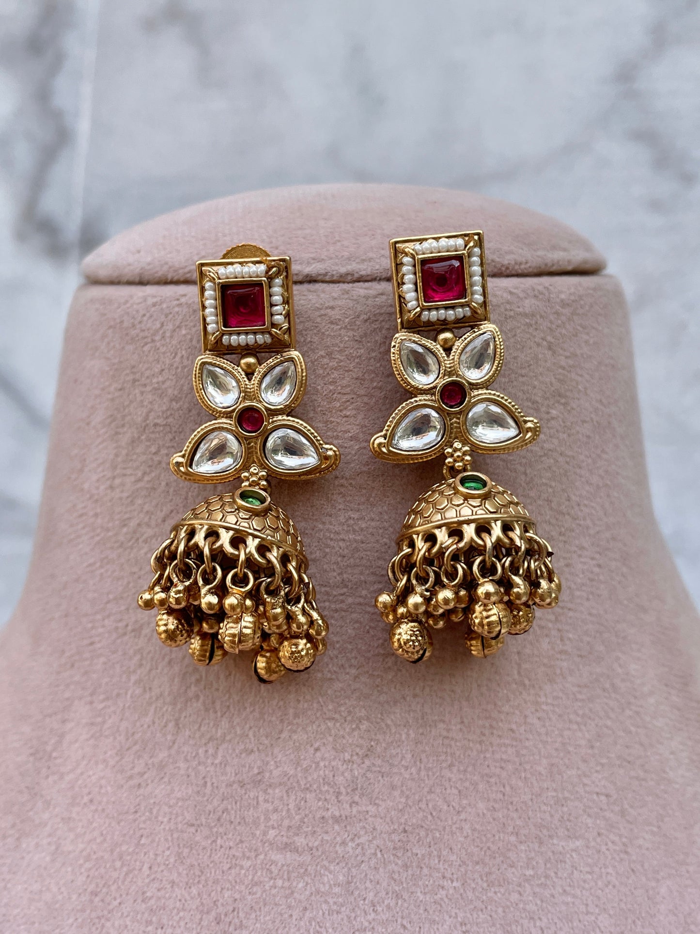 Tushita Antique Choker Necklace Set