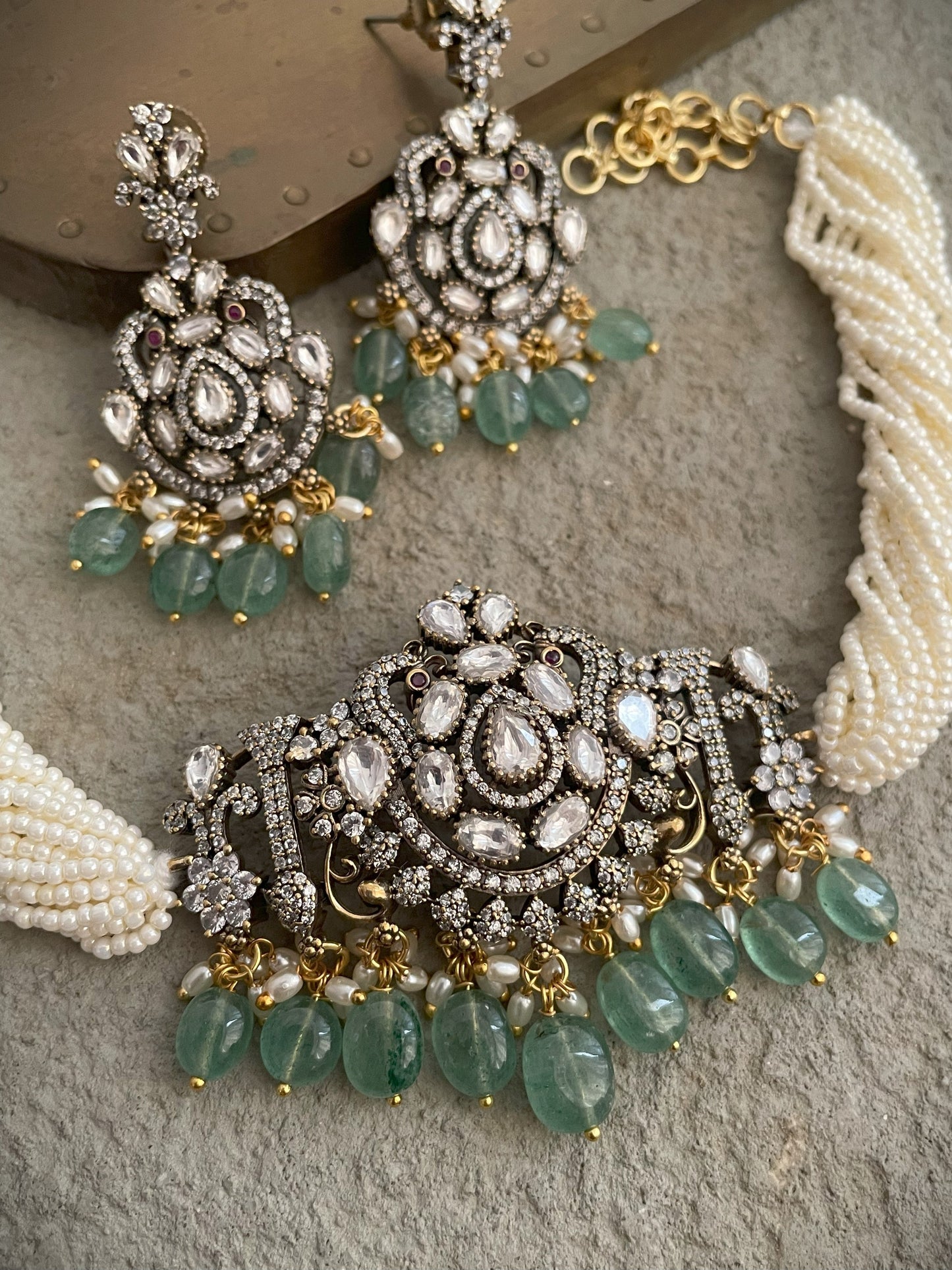 Shubhi Victorian Polki Choker Necklace Set