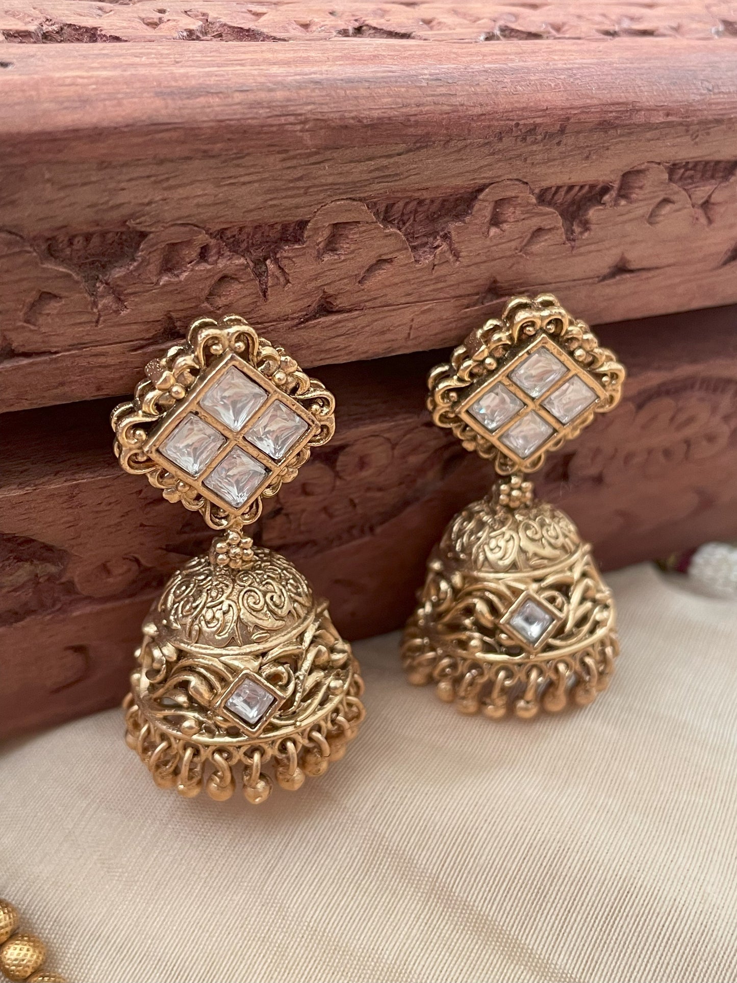 Arya Ghungroo Necklace Set
