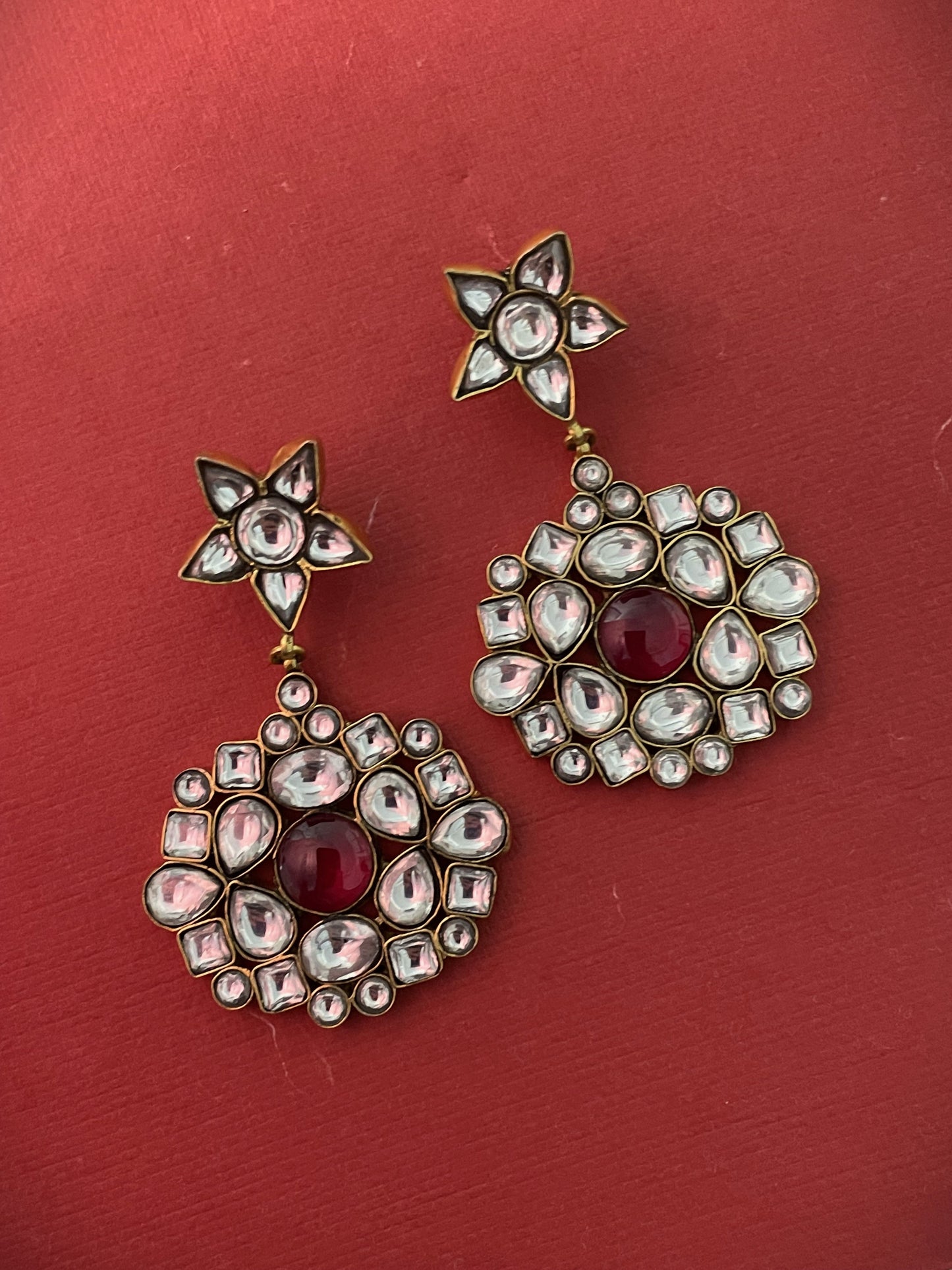 Soleil Moissanite Polki 18kt Gold Polish Earrings