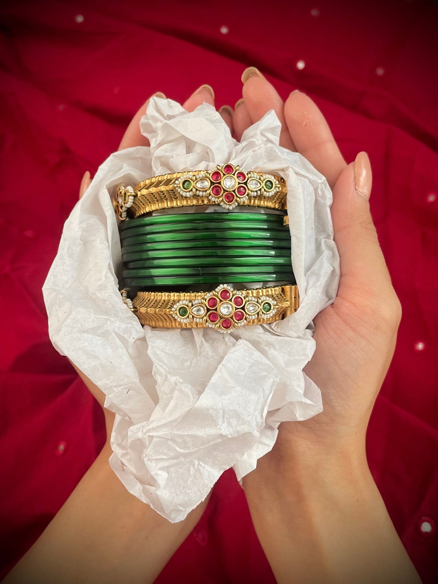 Jahaan Gold Finish Antique Kundan Bangles-Set 0f 2