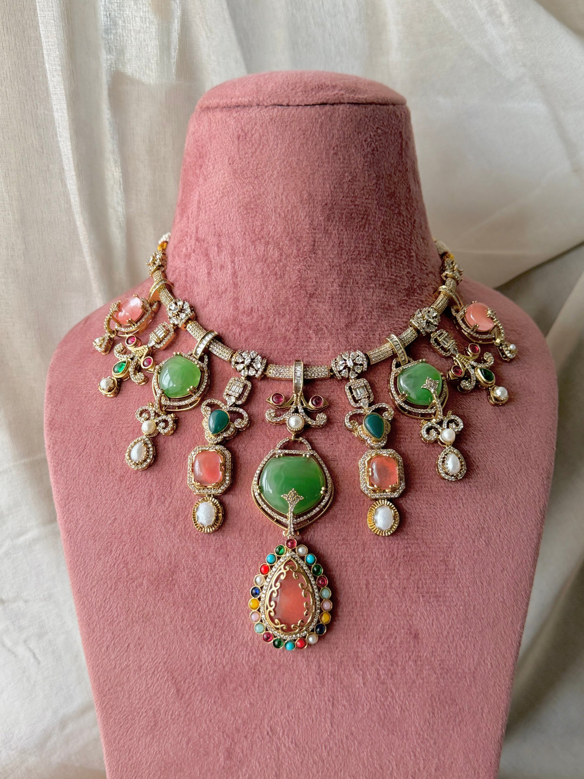 Nurvi Green Multi Fusion Doublet Zircon Necklace Set