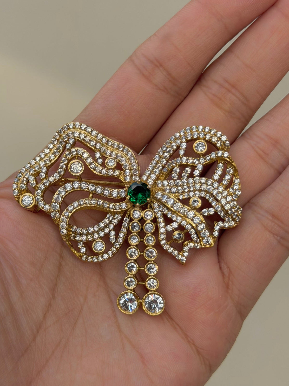 Birmingham Bow Victorian Brooch- Green Centre