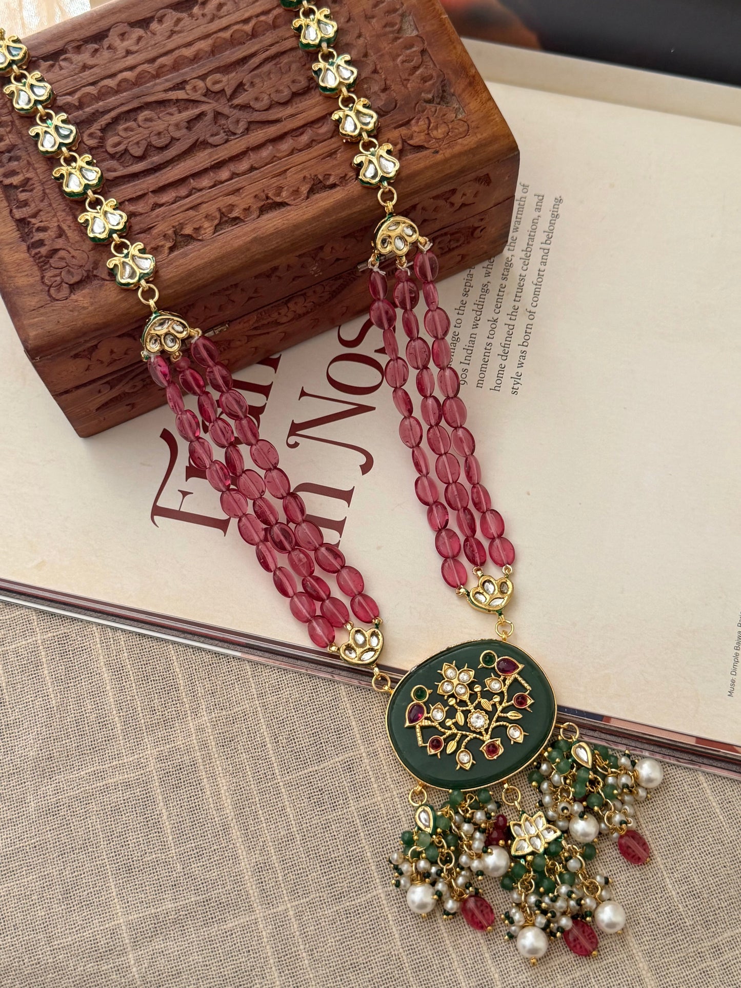 Sumukhi Jadau Necklace Set