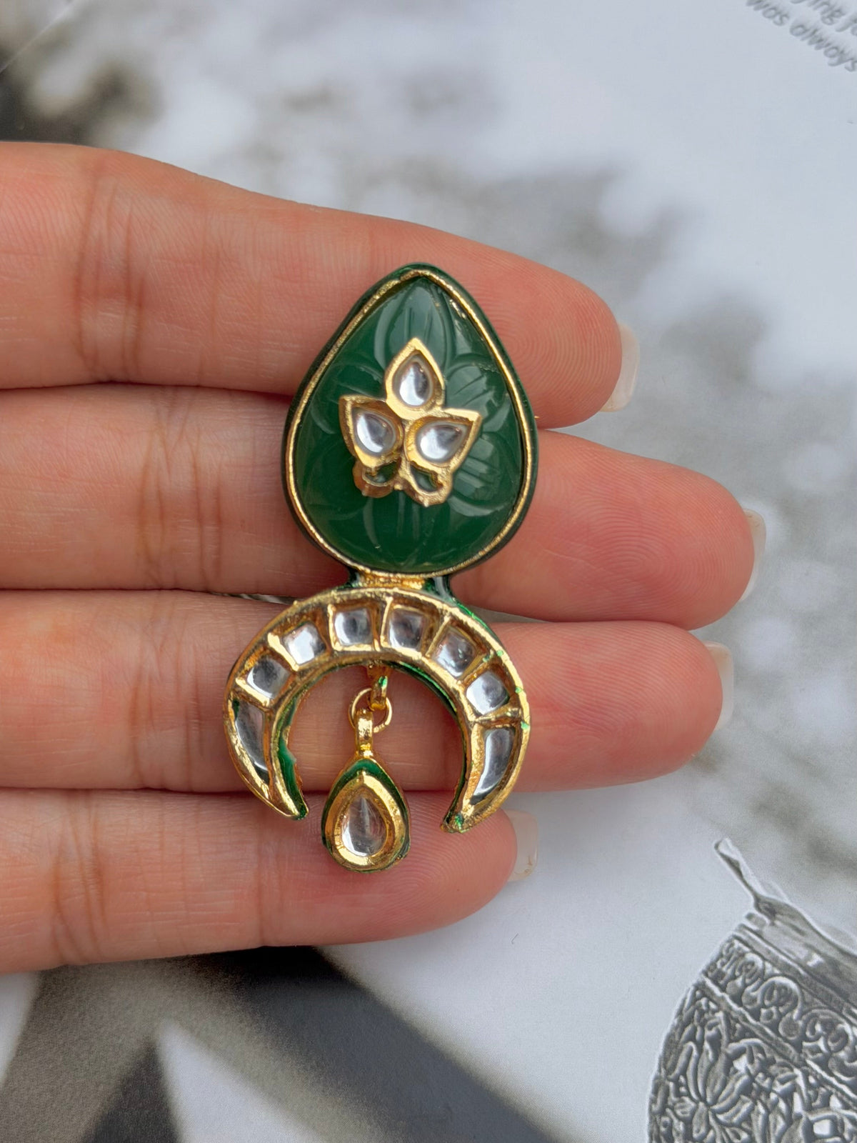 Ruveer Mens Kundan Green Brooch