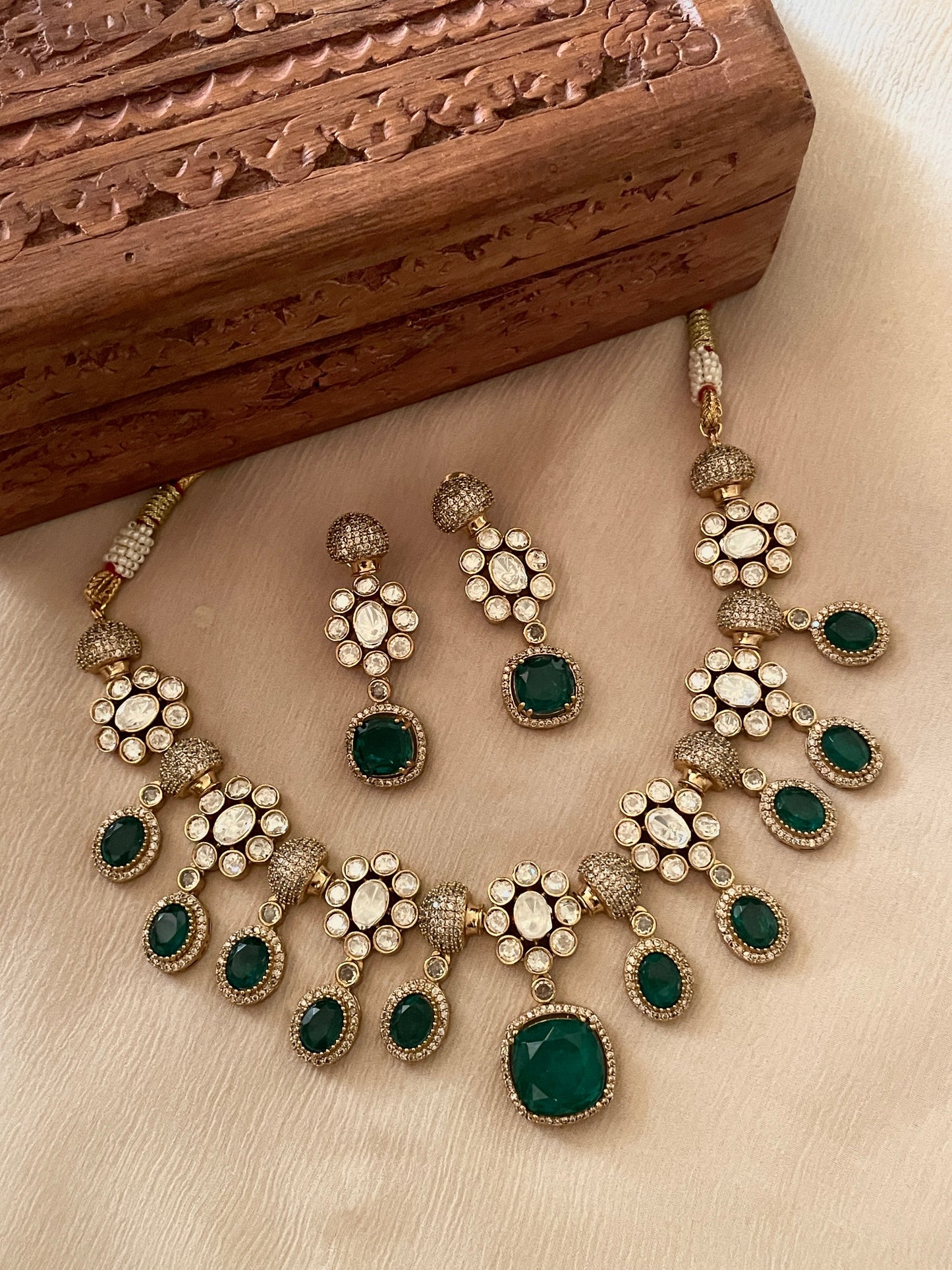 Charbagh Emerald Necklace