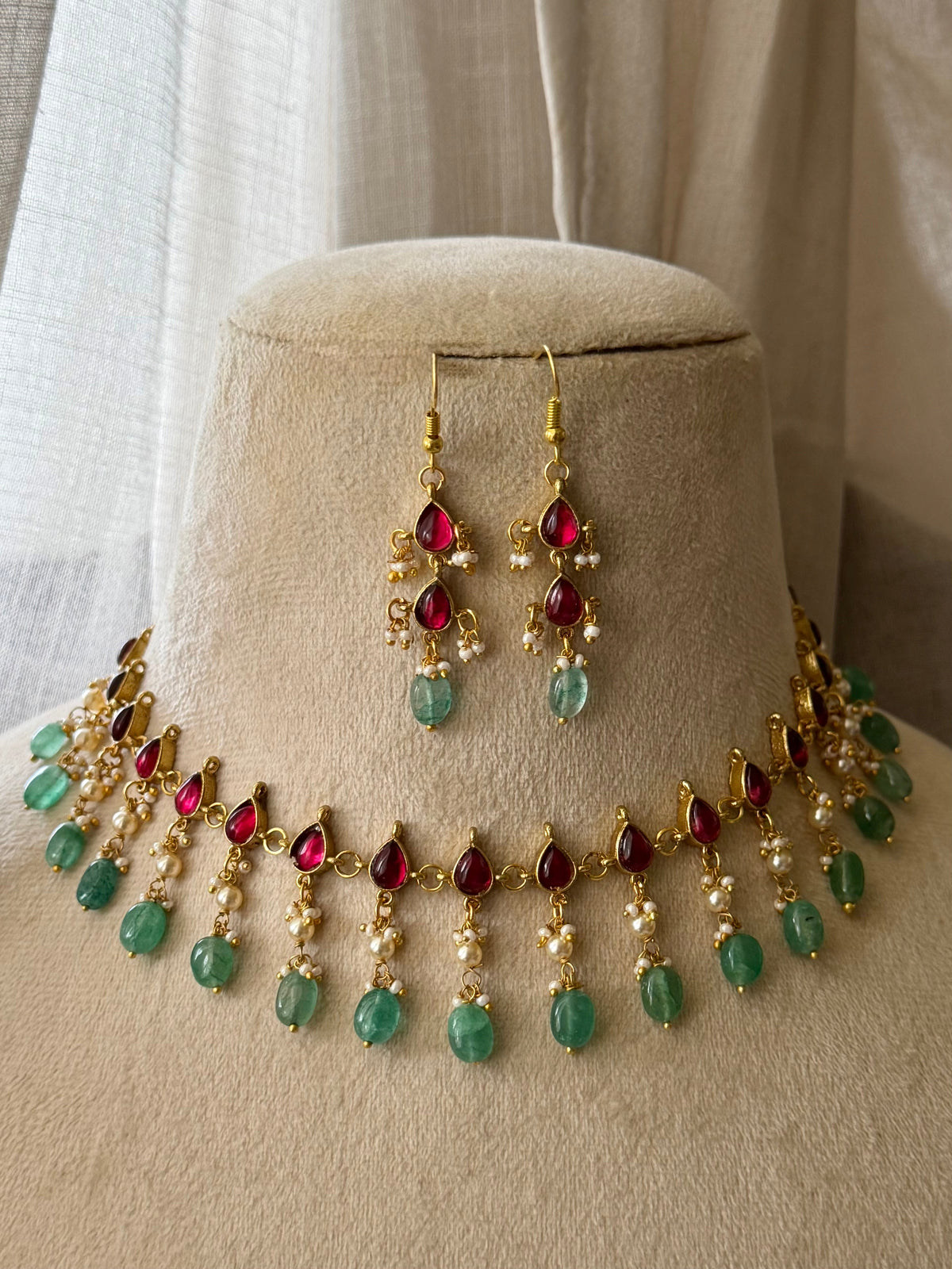 Kalpana Kempu Minimal South Necklace Set