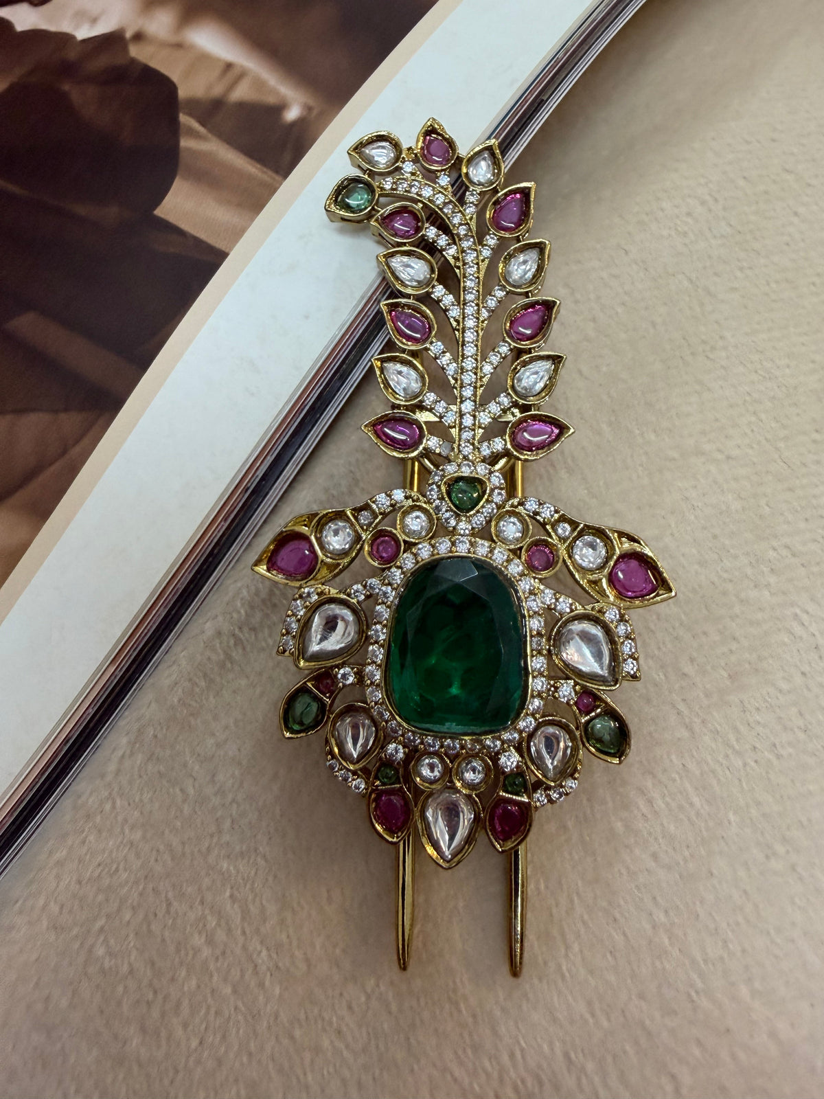 Aza Mens Kundan Traditional Jewellery Kalgi for Grooms for Safa/Turban