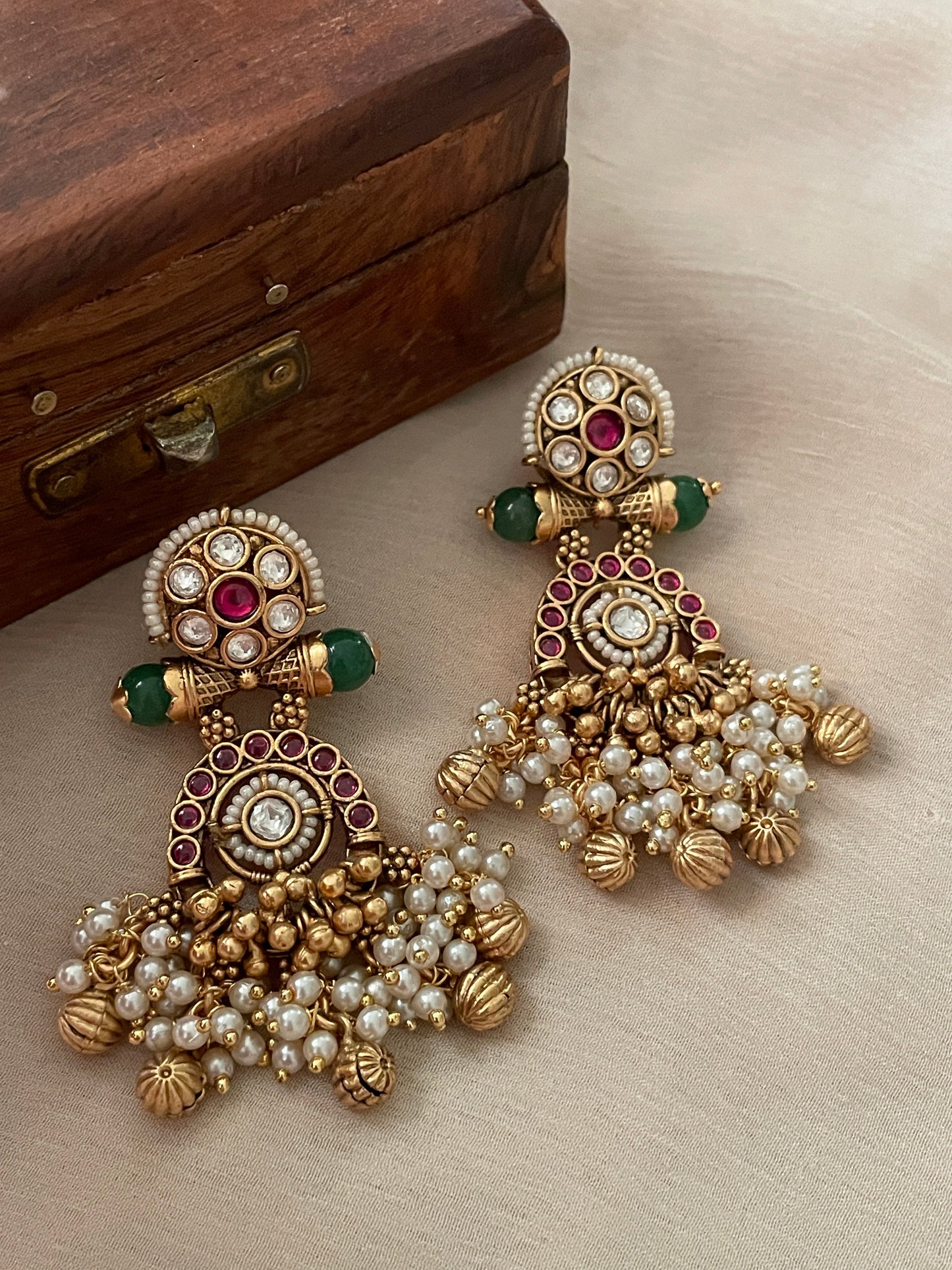 Waari Antique Necklace Set