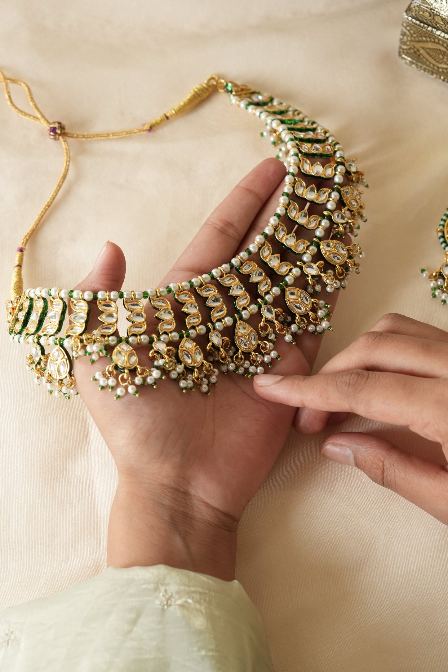 Vasant Kundan Necklace with Earrings and Maangtikka