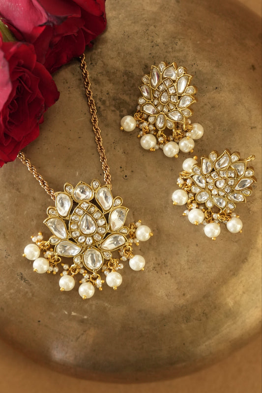 Megh Polki Necklace Set