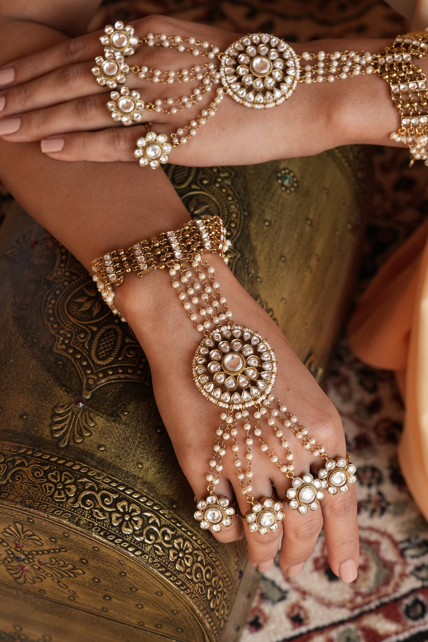 Shagun Antique Polki HathPhool ( Pair )