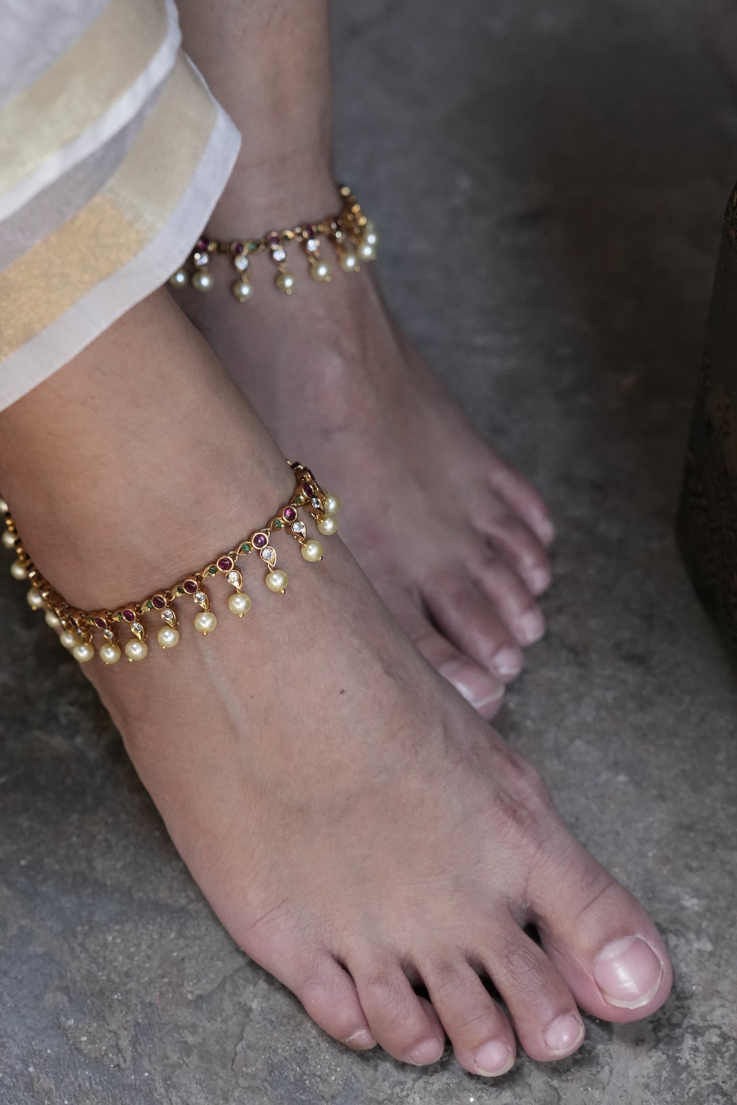 Maalika Antique Finish Payal