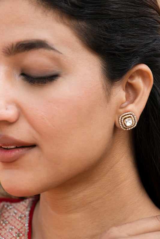 Ela Stud Earrings