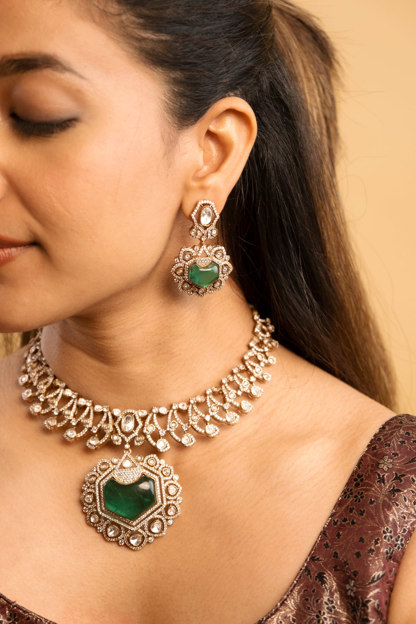 Maina Emerald Polki Necklace Set - Made to Order