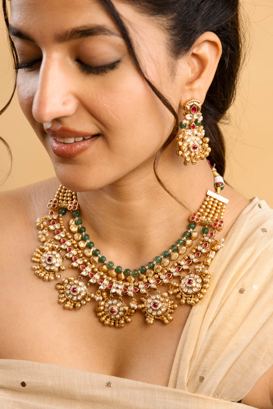Arham Gold Necklace Set