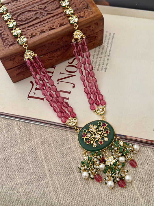 Sumukhi Jadau Necklace Set
