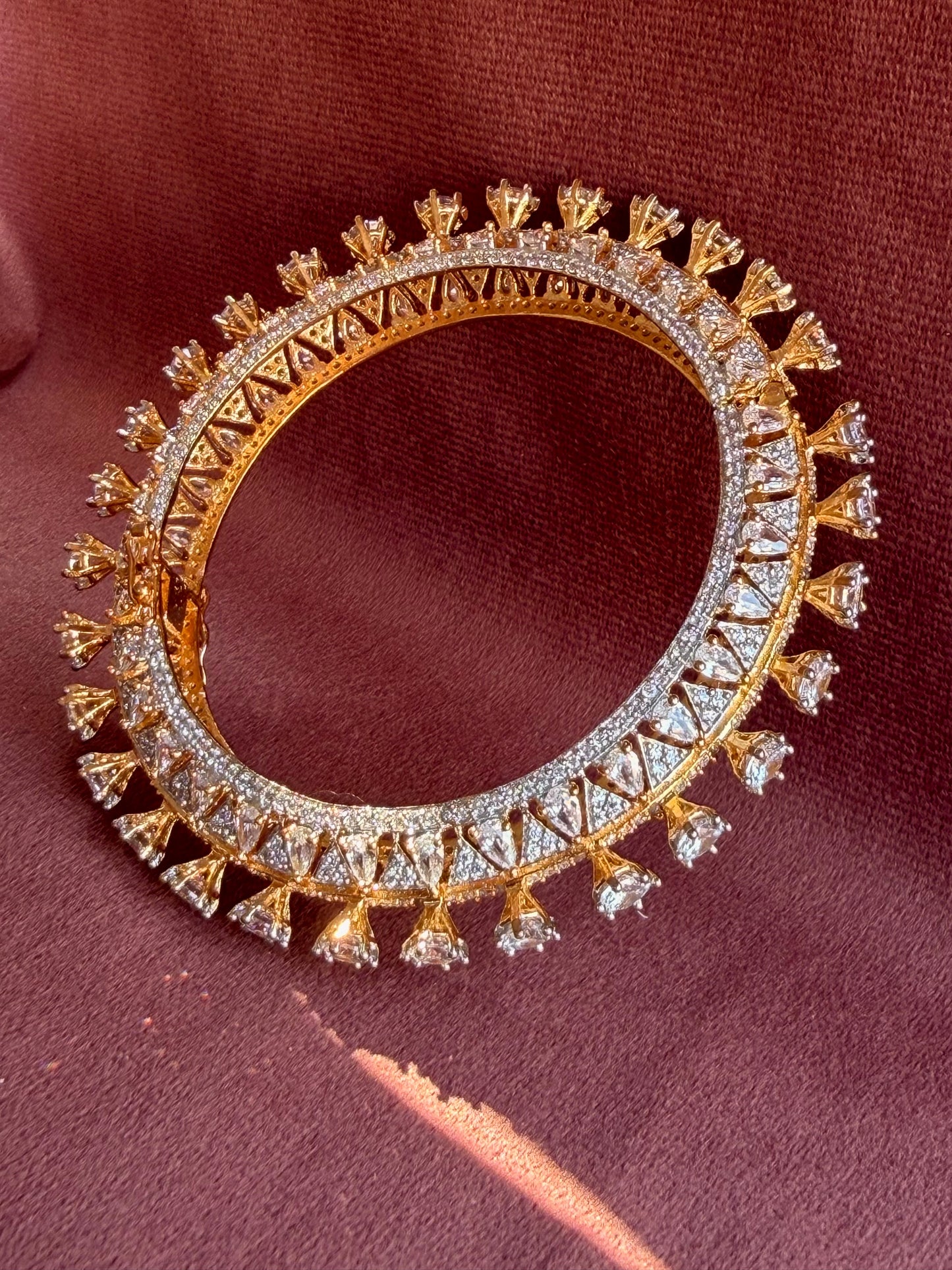 Diamantina Ghokhru Bangle