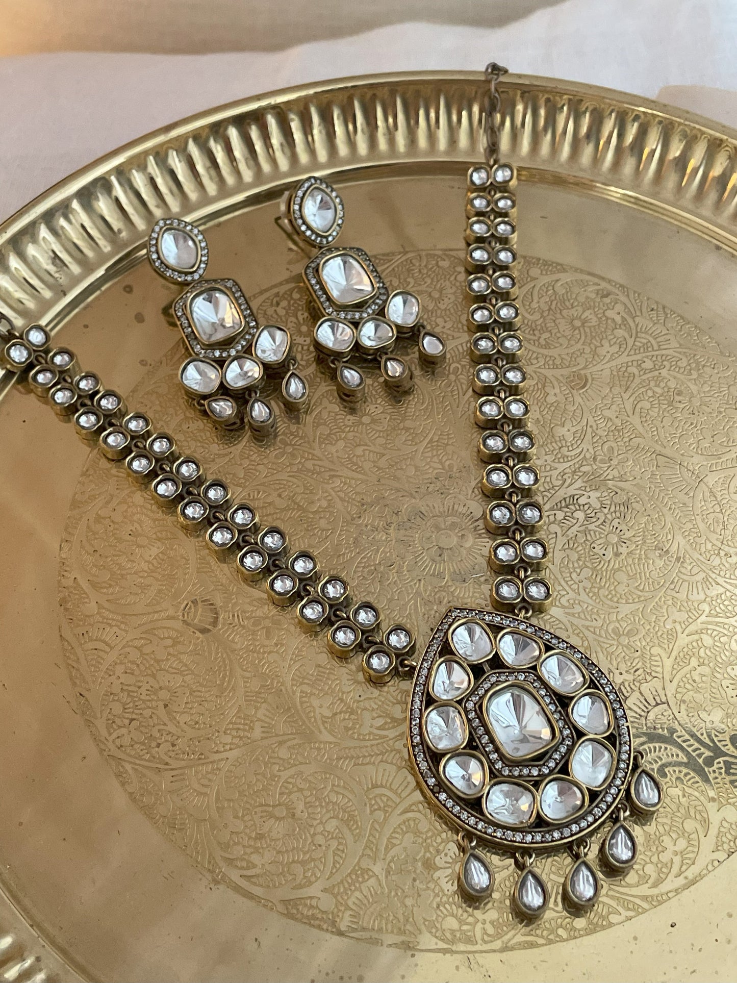 Kripa Antique Polki Necklace Set
