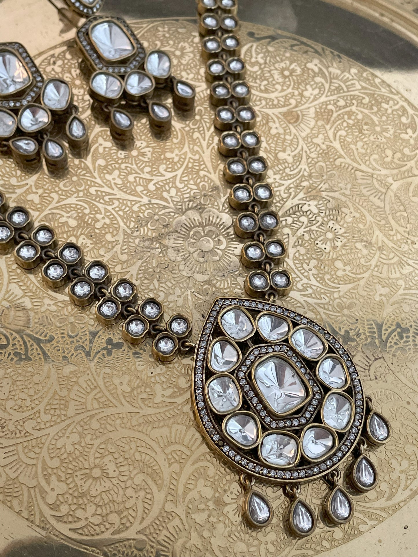 Kripa Antique Polki Necklace Set