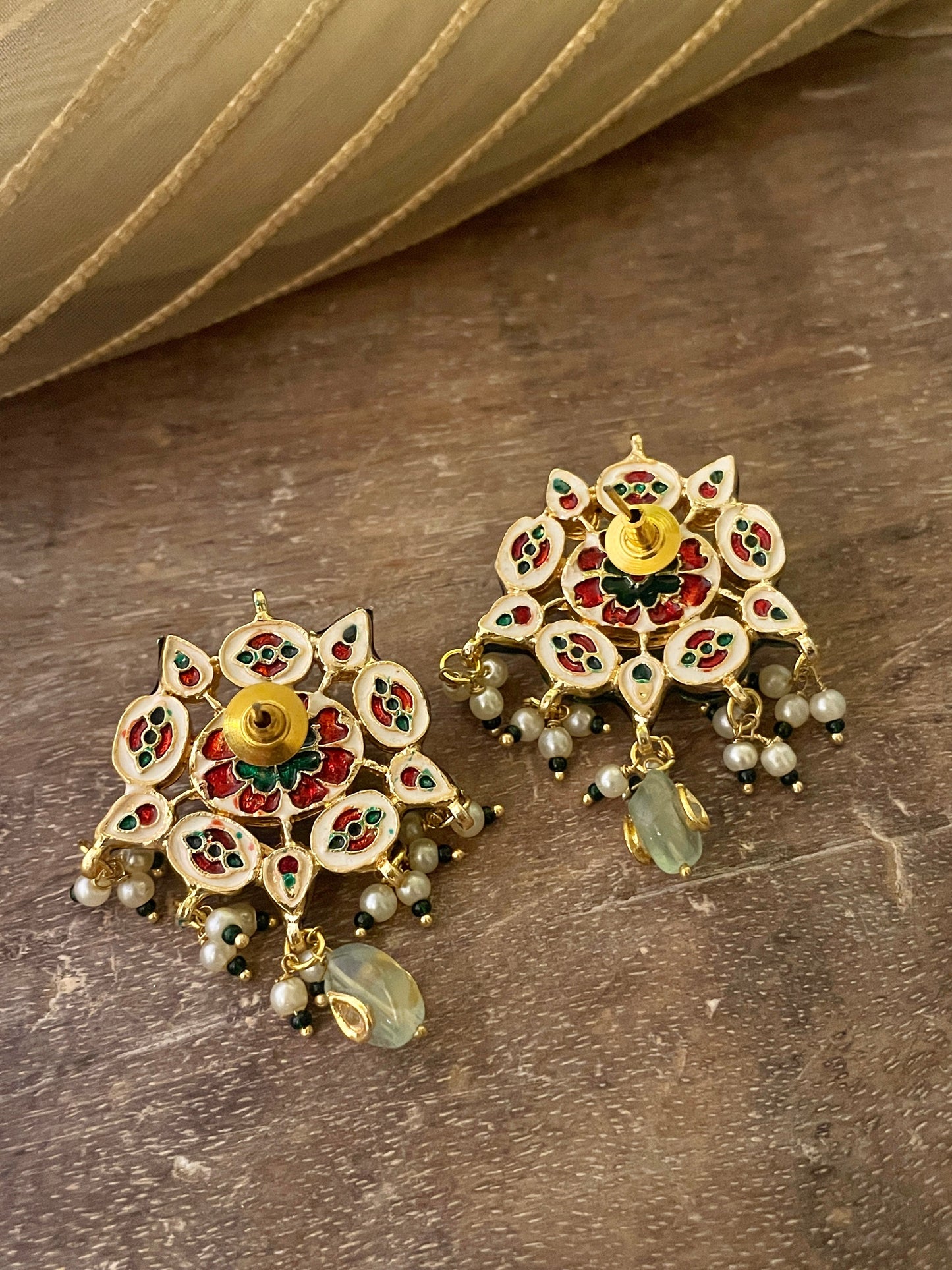Ratna Kundan Navratna Studs