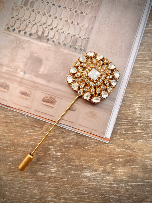 Svarn Polki Lapel Pin