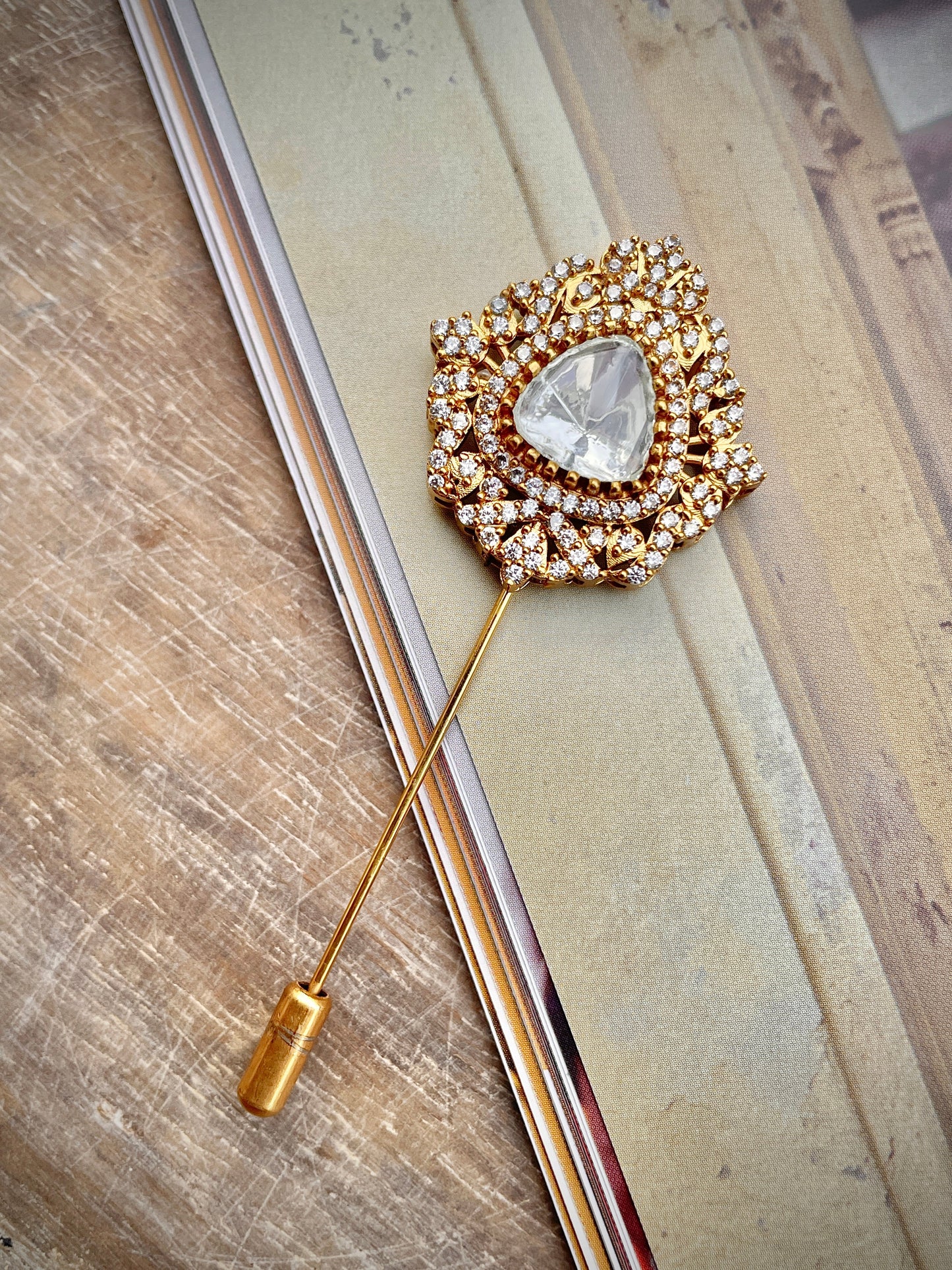 Ananté Polki Lapel Pin