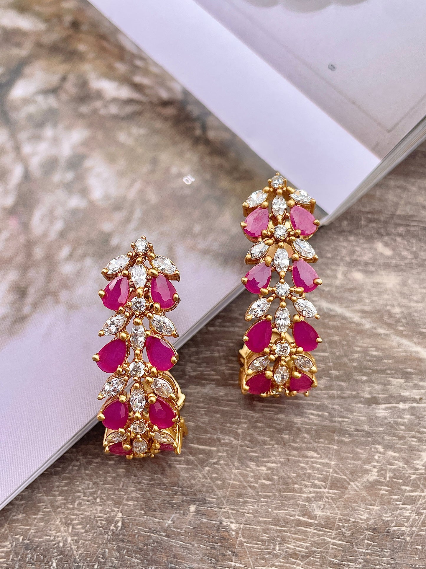Heer Zircon Earrings Pink