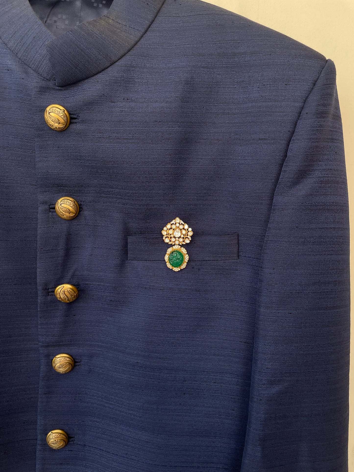 Sugreev Polki and Emerald Brooch