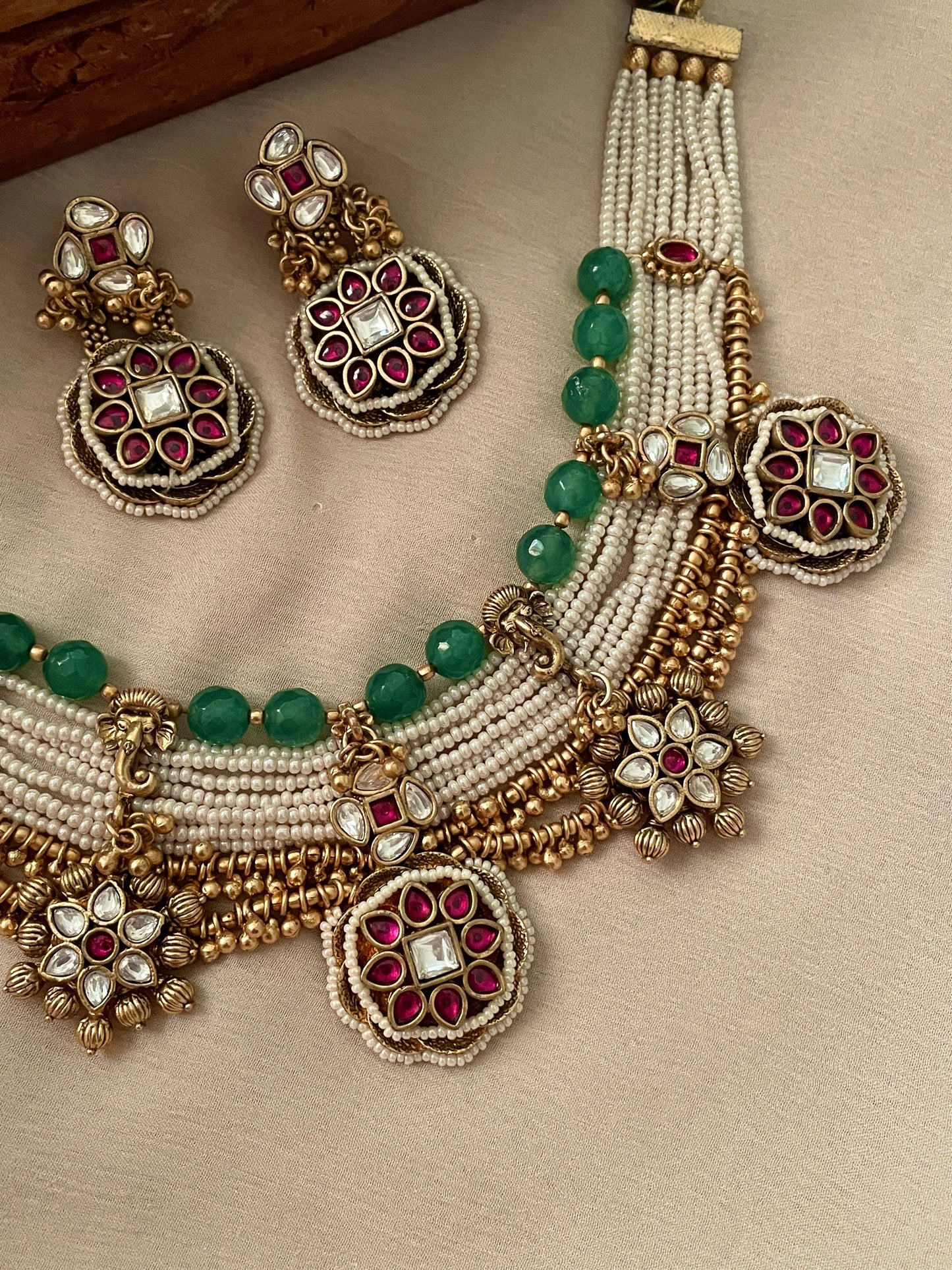 Sanja Antique Necklace Set