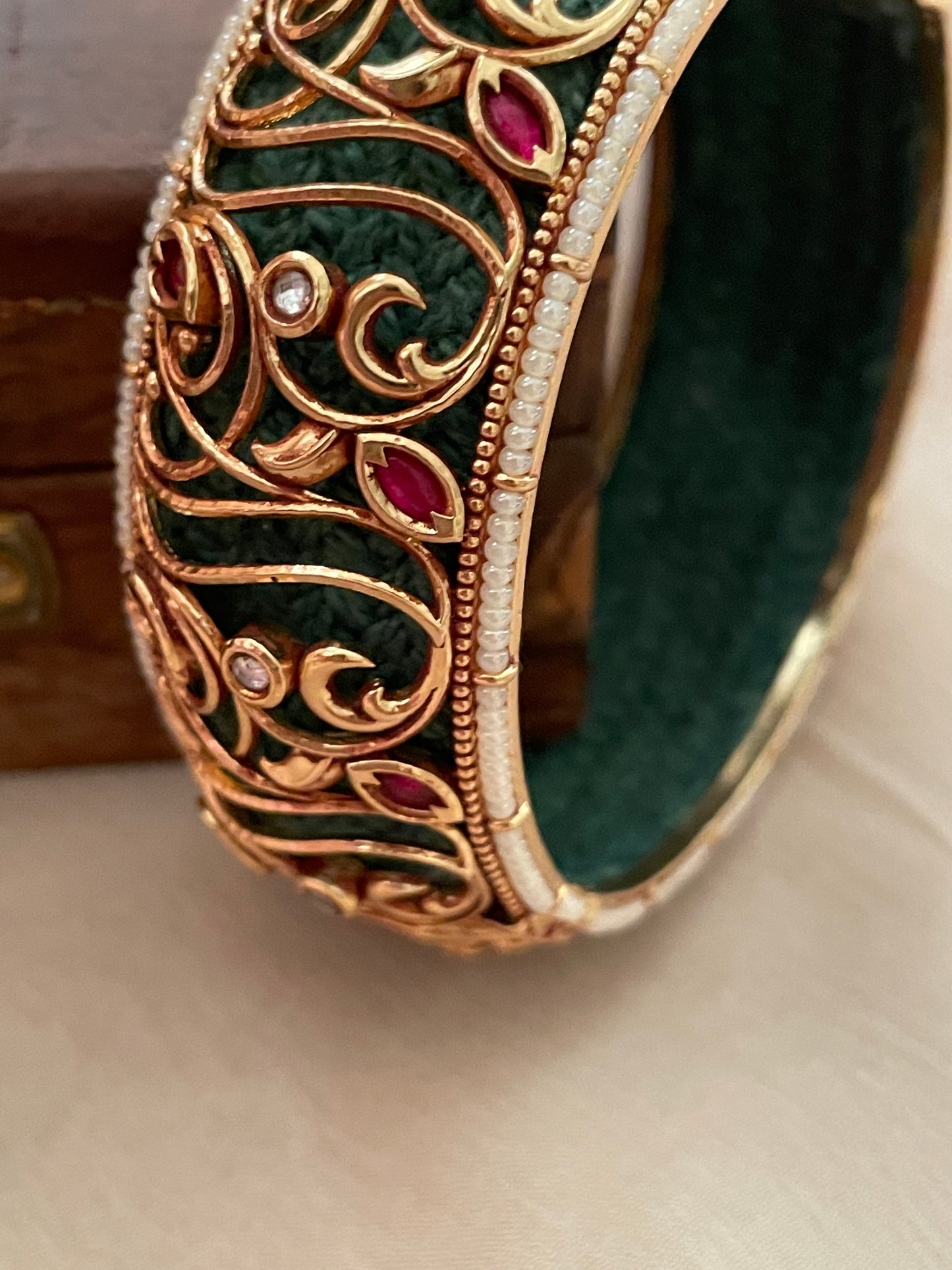 Pankhuri Traditional Cutwork Bangle ( Single )
