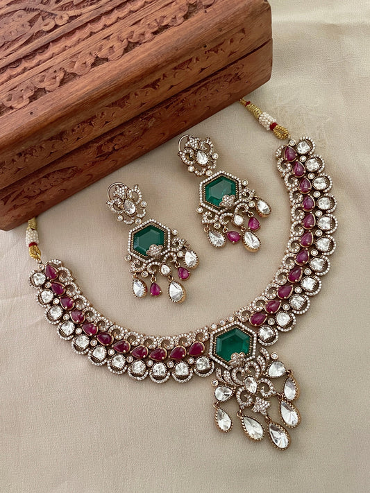 Hunar Moissanite Polki Necklace Set