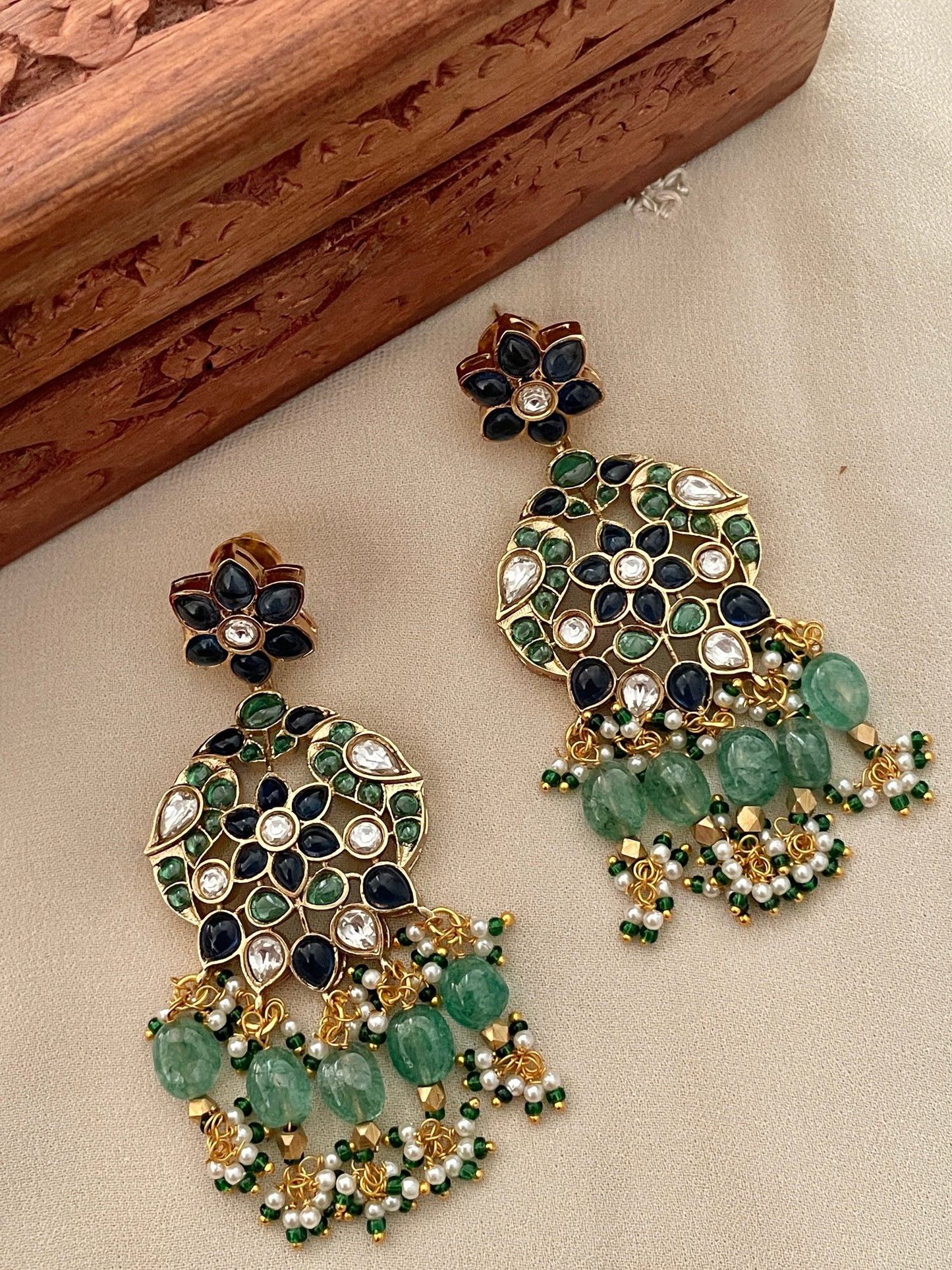 Shabnam Polki Necklace Set