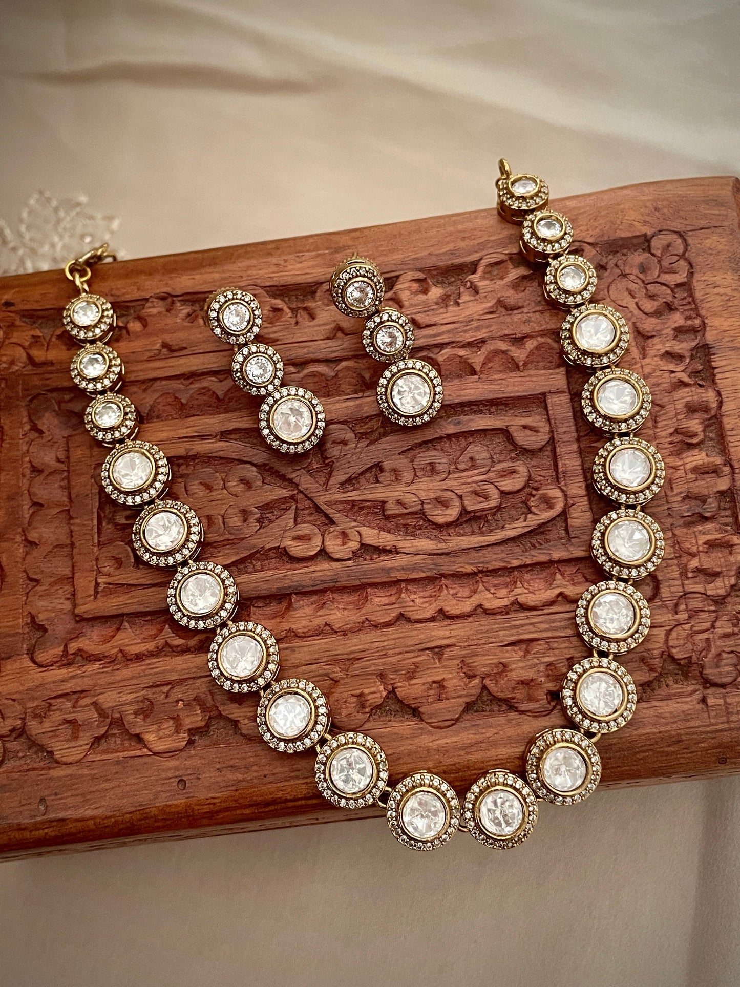 Alaya Polki Necklace Set