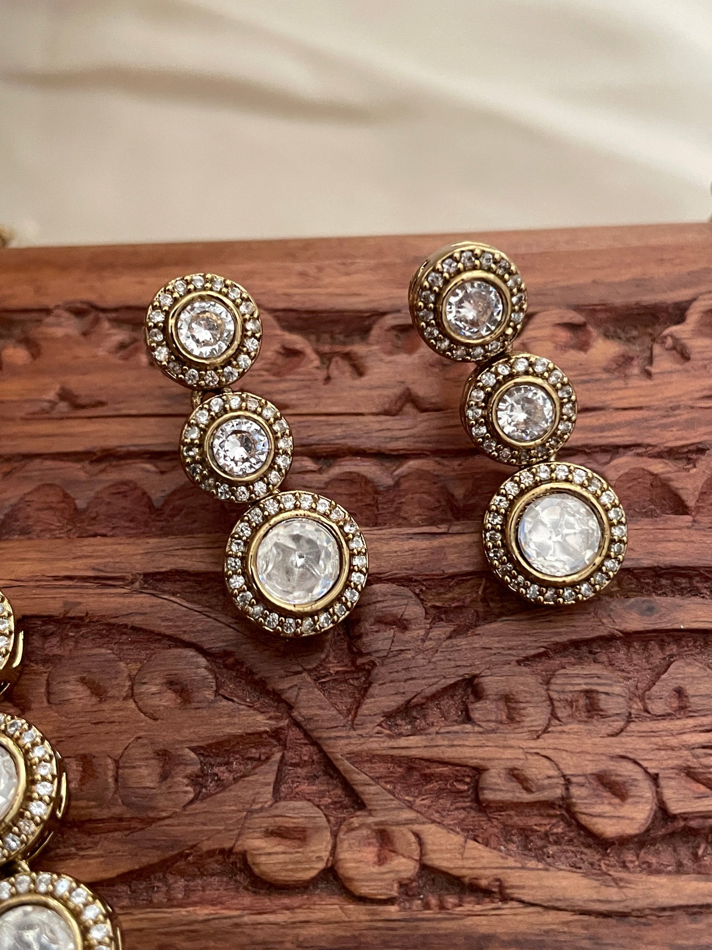 Alaya Polki Necklace Set