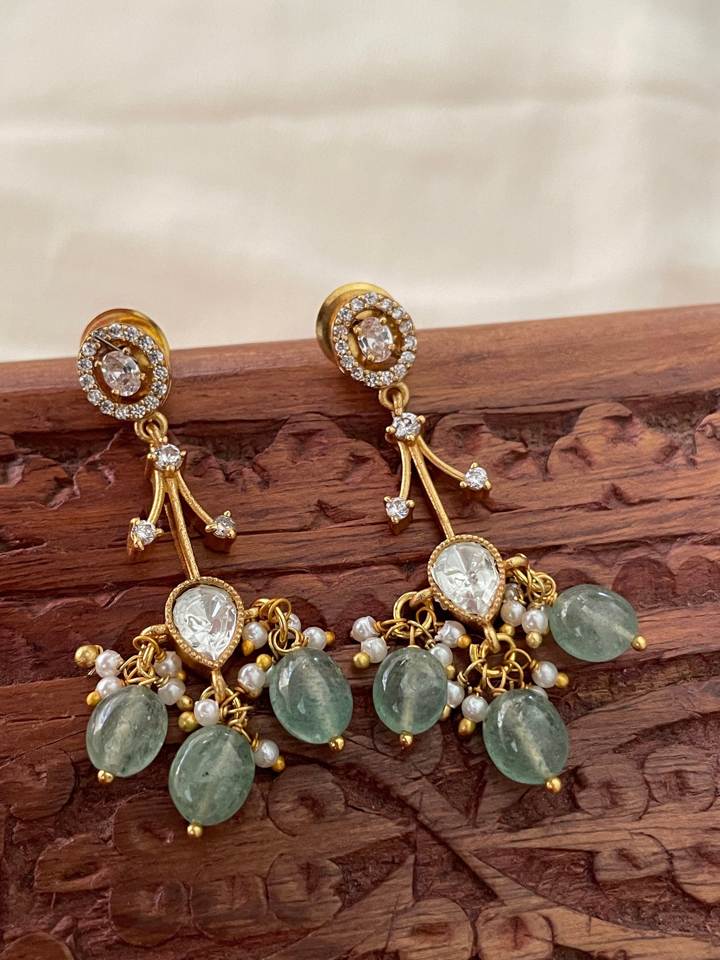 Savera Polki and Jade Necklace Set