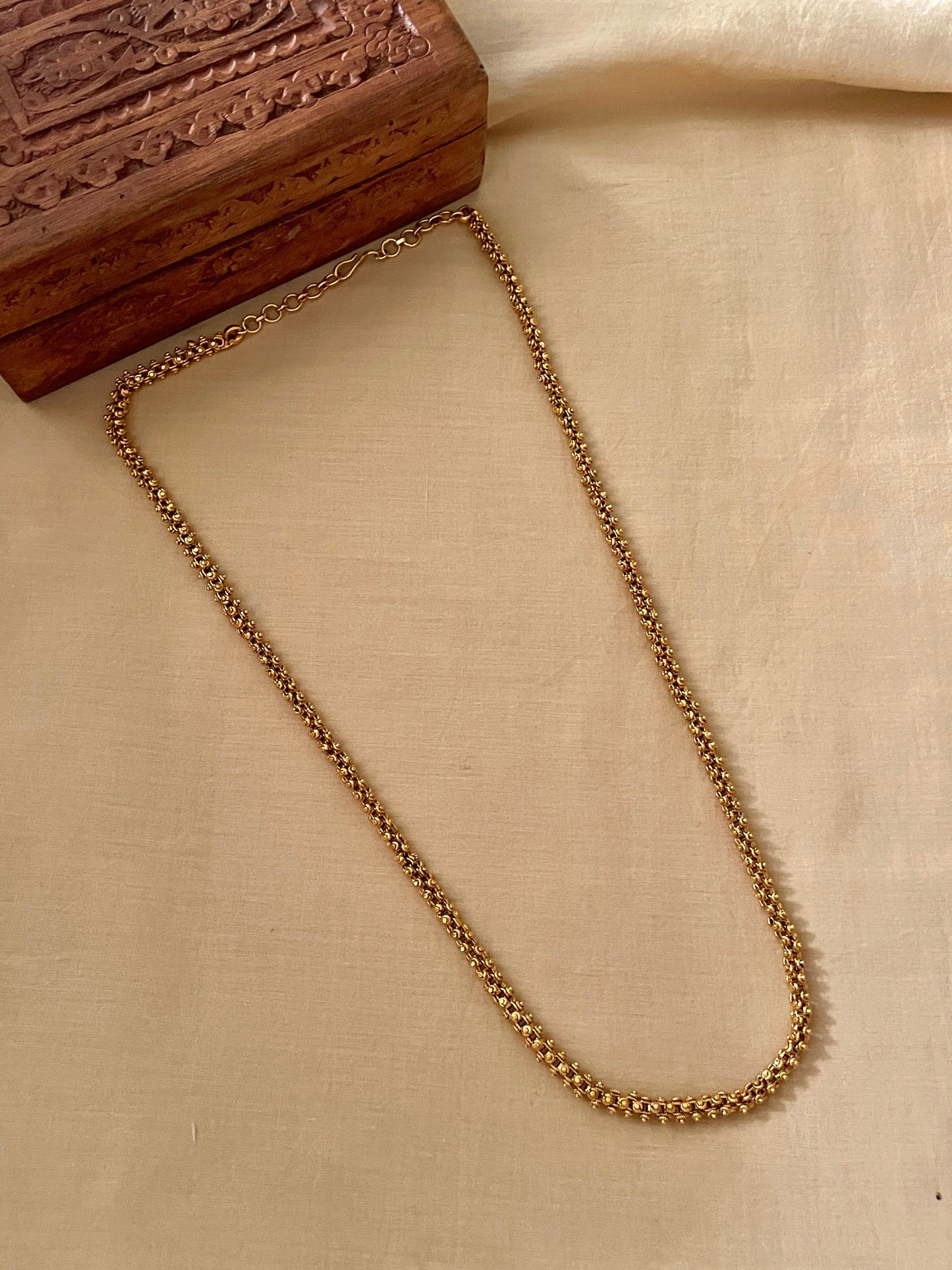 Kanak Sutra Chain Necklace ( Short )