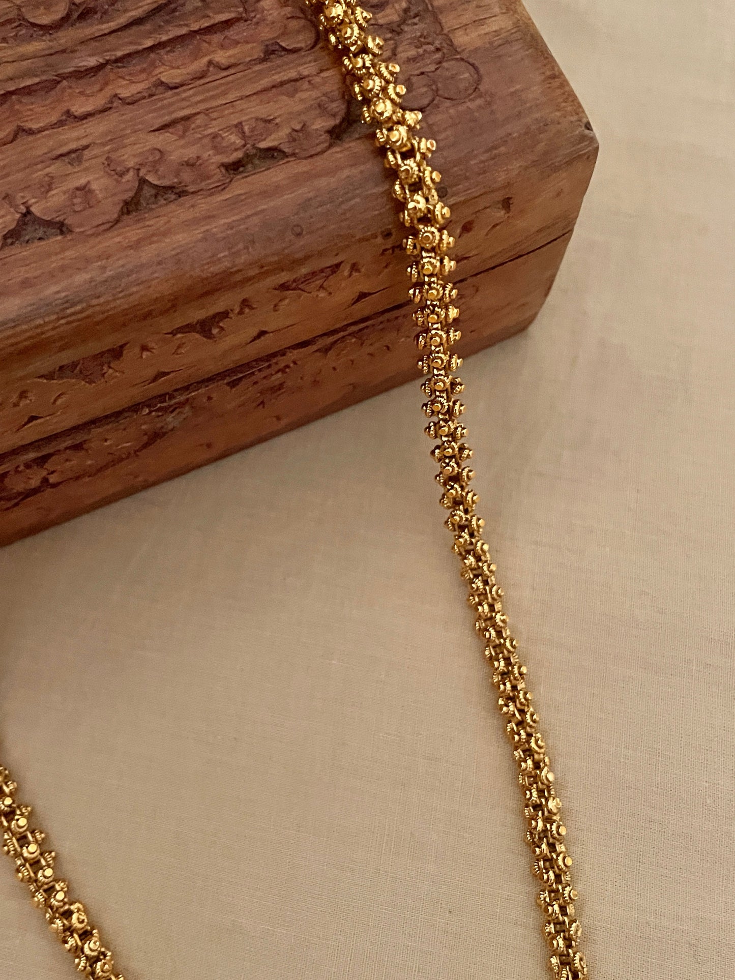 Kanak Sutra Chain Necklace ( Long )