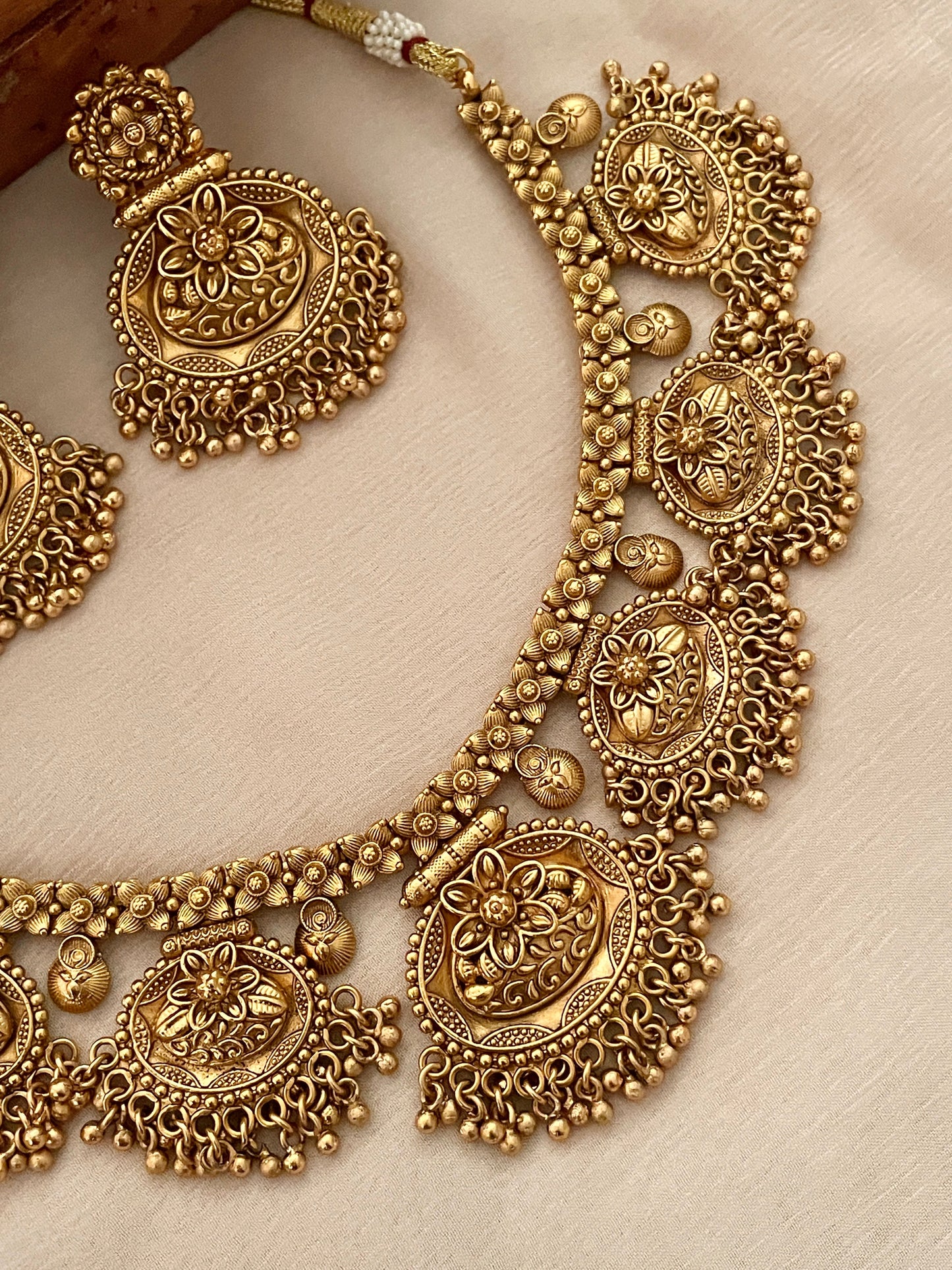 Mandira Temple Antique Necklace Set