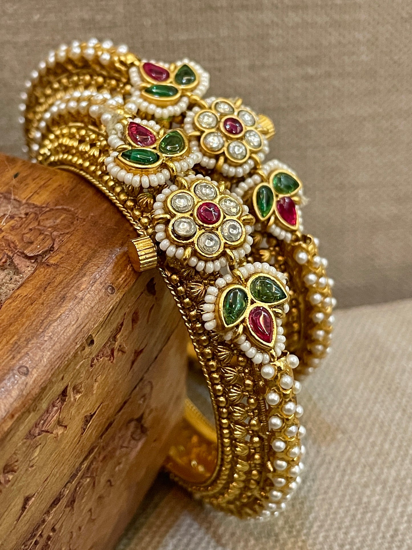 Bhakti Antique Temple Bangle Set