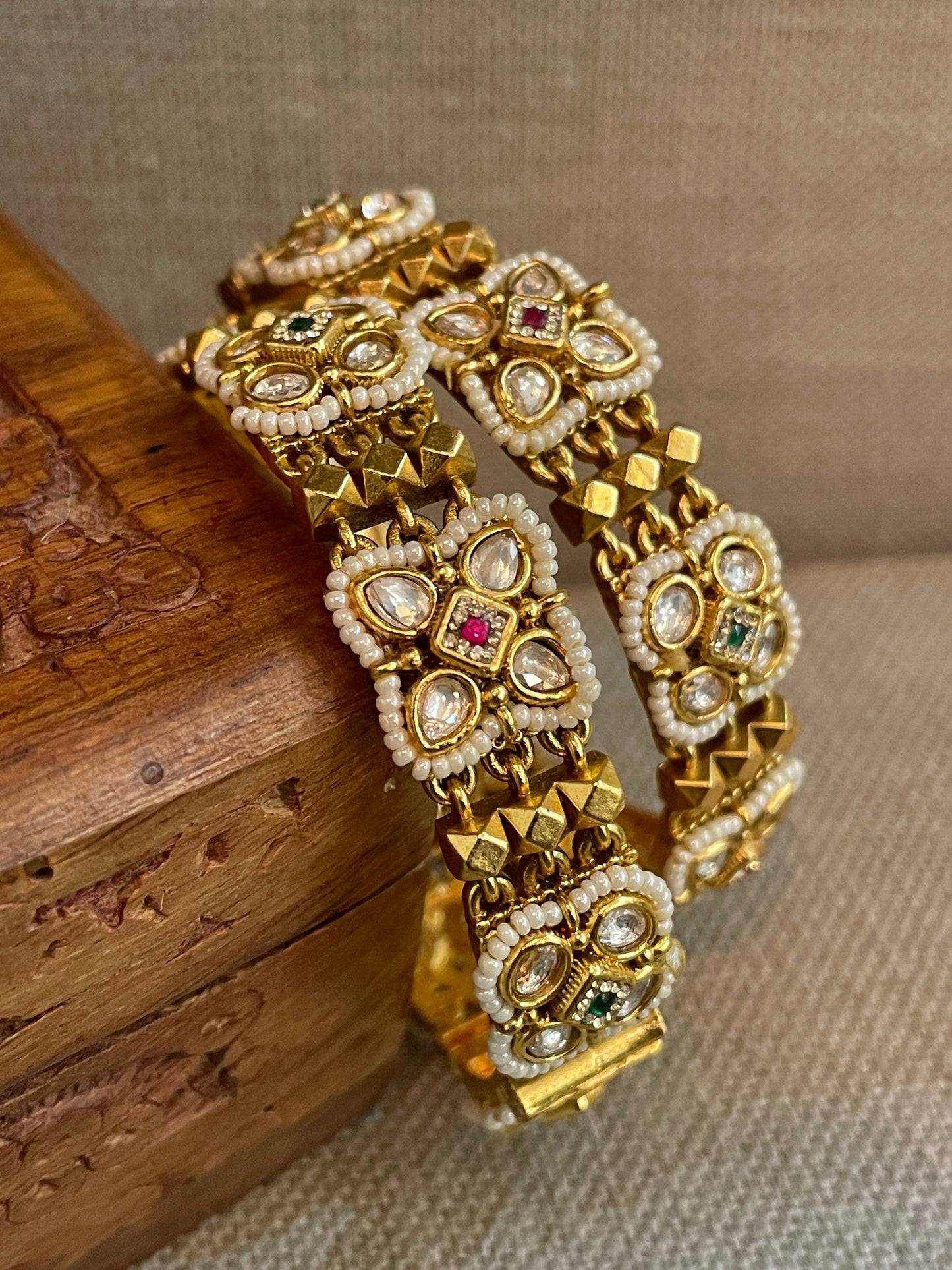Amara Antique Temple Bangle Set