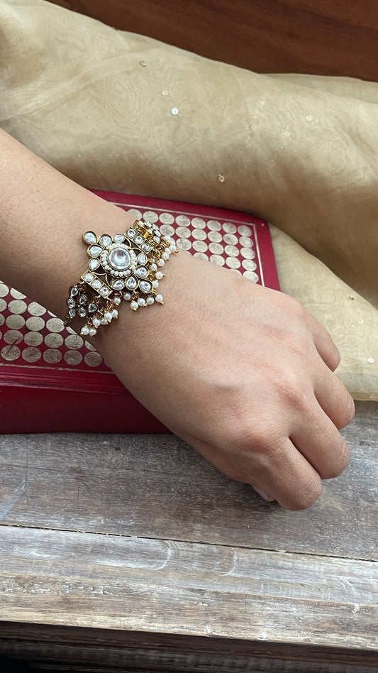 Lathiya Pearl and Polki Antique Bracelet