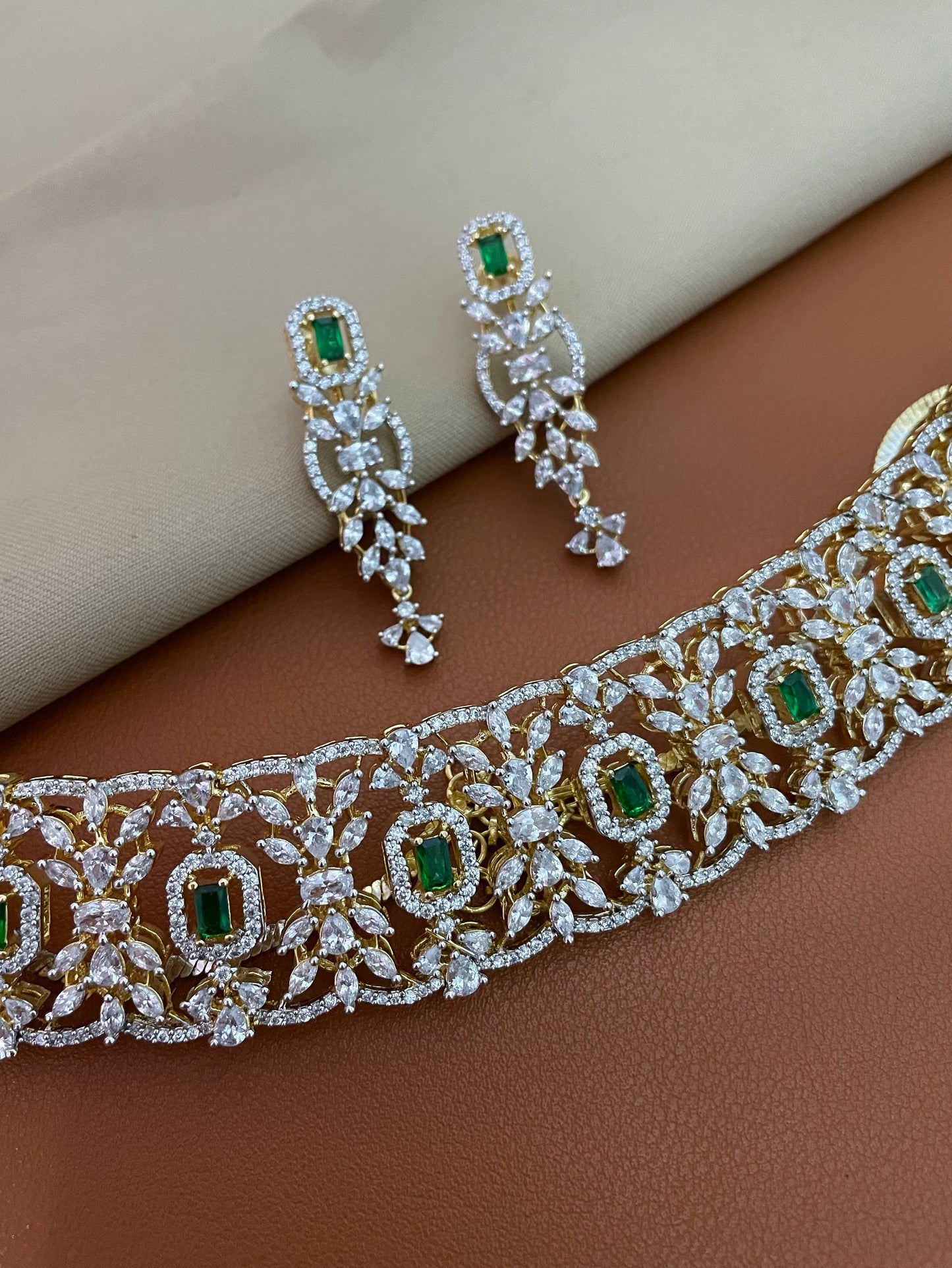 Regal Rania Gold Finish Choker Necklace Set