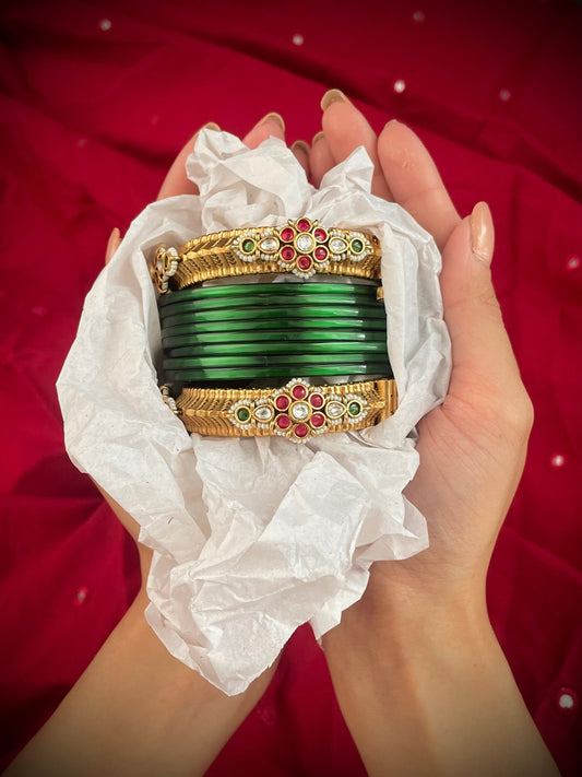 Jahaan Gold Finish Antique Kundan Bangles-Set 0f 2